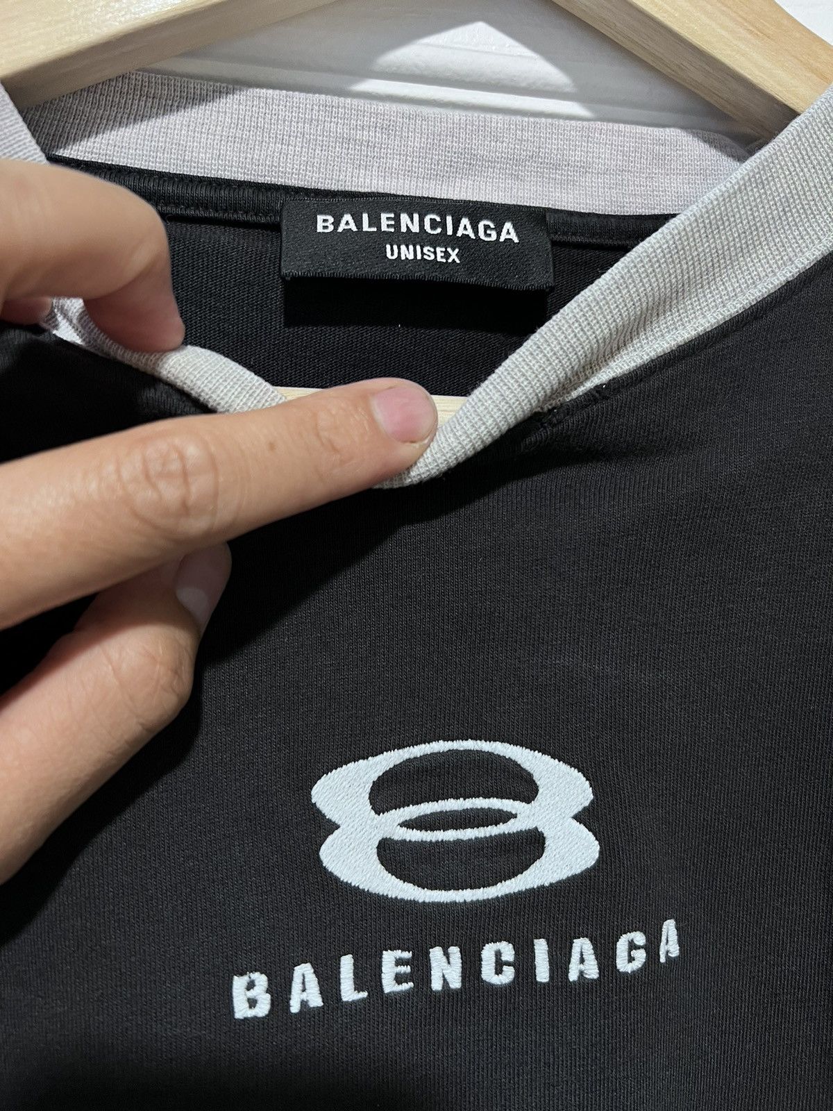 Balenciaga Balenciaga Unity 3/4 Sleeve T-shirt Black | Grailed Balenciaga Balenciaga Unity 3/4 Sleeve T-shirt Black | Grailed