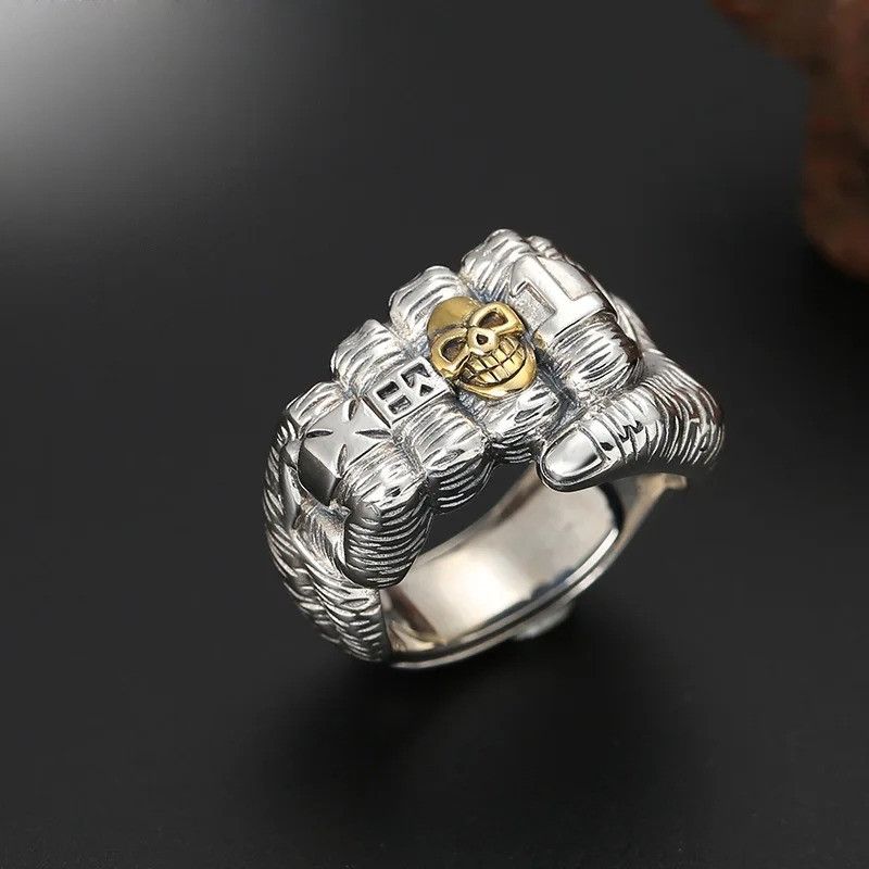 Jewelry x Vintage Retro Golden Skull Ring in Silver, Men's