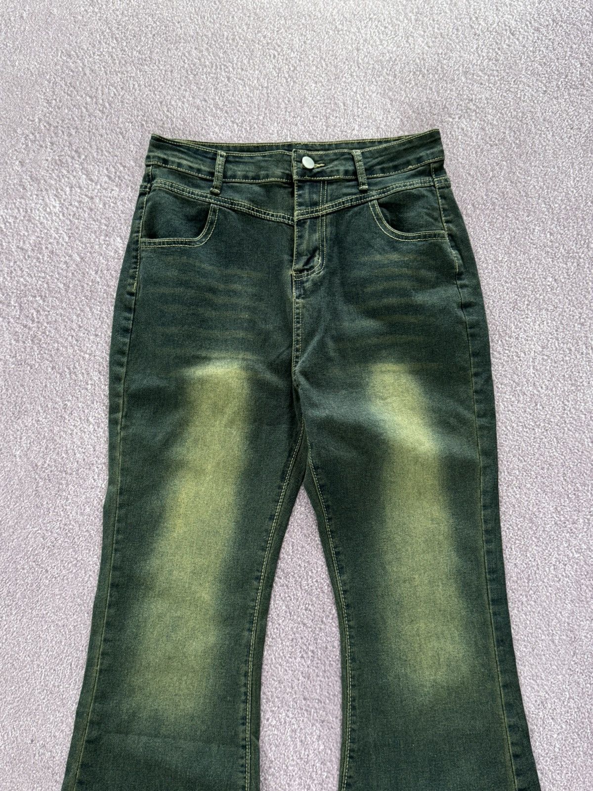 20471120 Vintage Japanese Flared Denim Distressed with Blue Wash Size 32" / US 10 / IT 46 - 3 Thumbnail