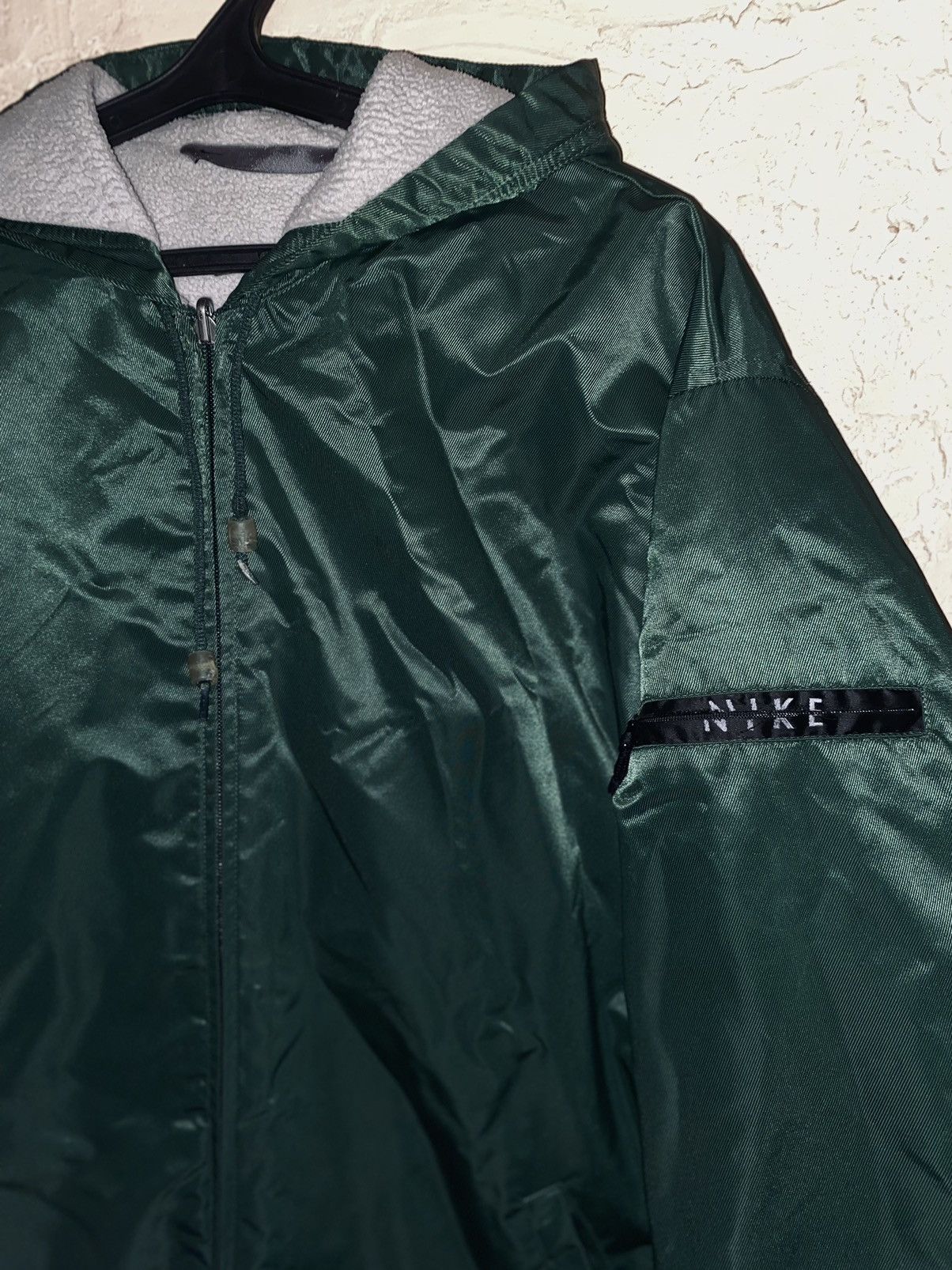 Nike NIKE VINTAGE SWOOSH NYLON FLEECE REVERSIABLE JACKET Bomber Size US L / EU 52-54 / 3 - 8 Thumbnail
