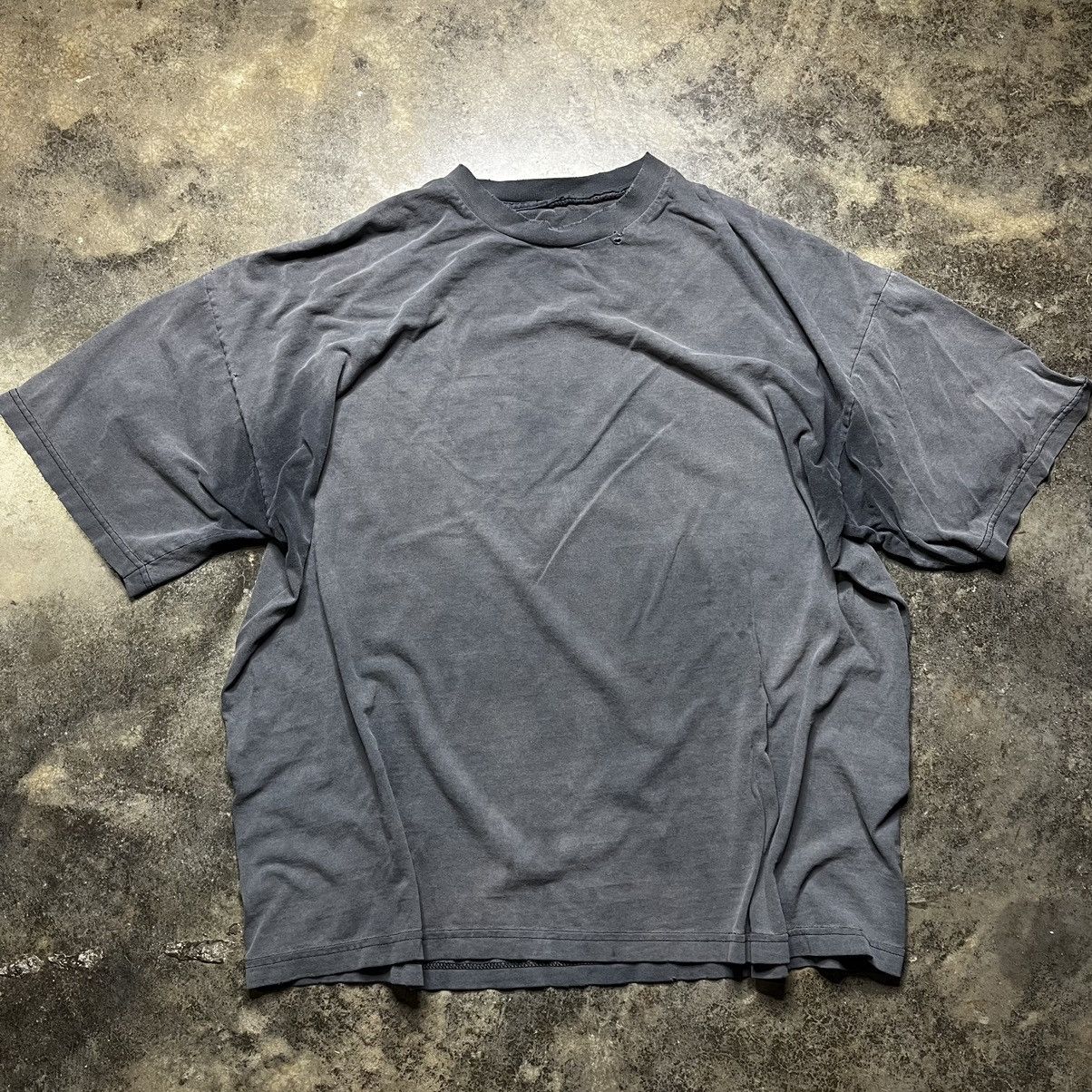 Vintage vintage blank black distressed tshirt Size US XL / EU 56 / 4 - 1 Thumbnail