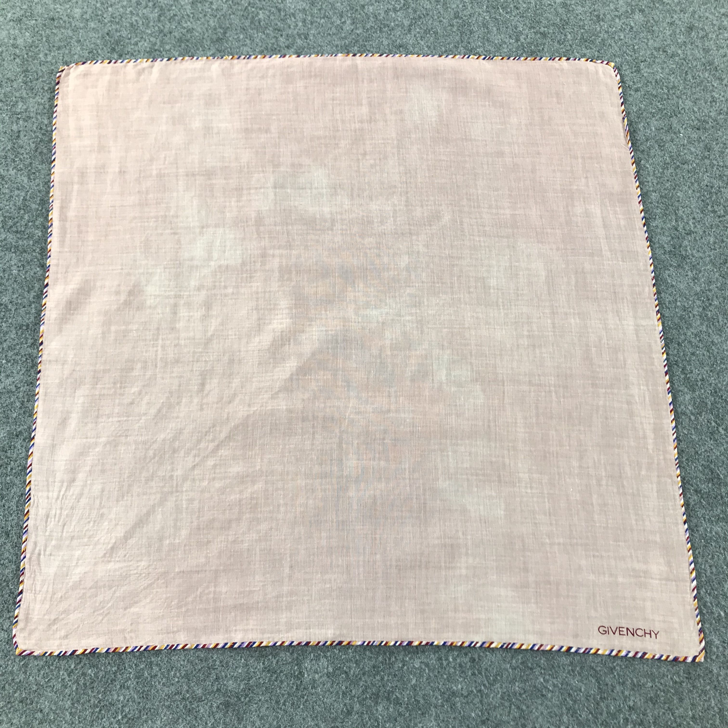 Vintage GiVeNcHY Handkerchief Neckerchief Bandana H248 Size ONE SIZE - 1 Thumbnail