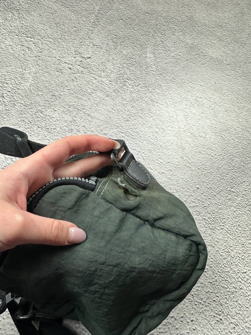 Japanese Brand Vintage Japan Messenger Sling Bag Distressed Y2K Faded Size ONE SIZE - 17 Thumbnail