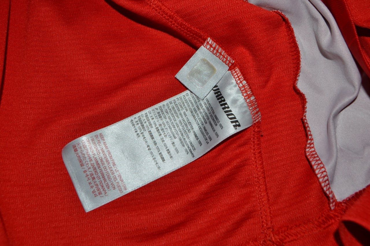 Other Liverpool FC Red Shirt Warrior Standard Chartered Size S Size US S / EU 44-46 / 1 - 11 Thumbnail