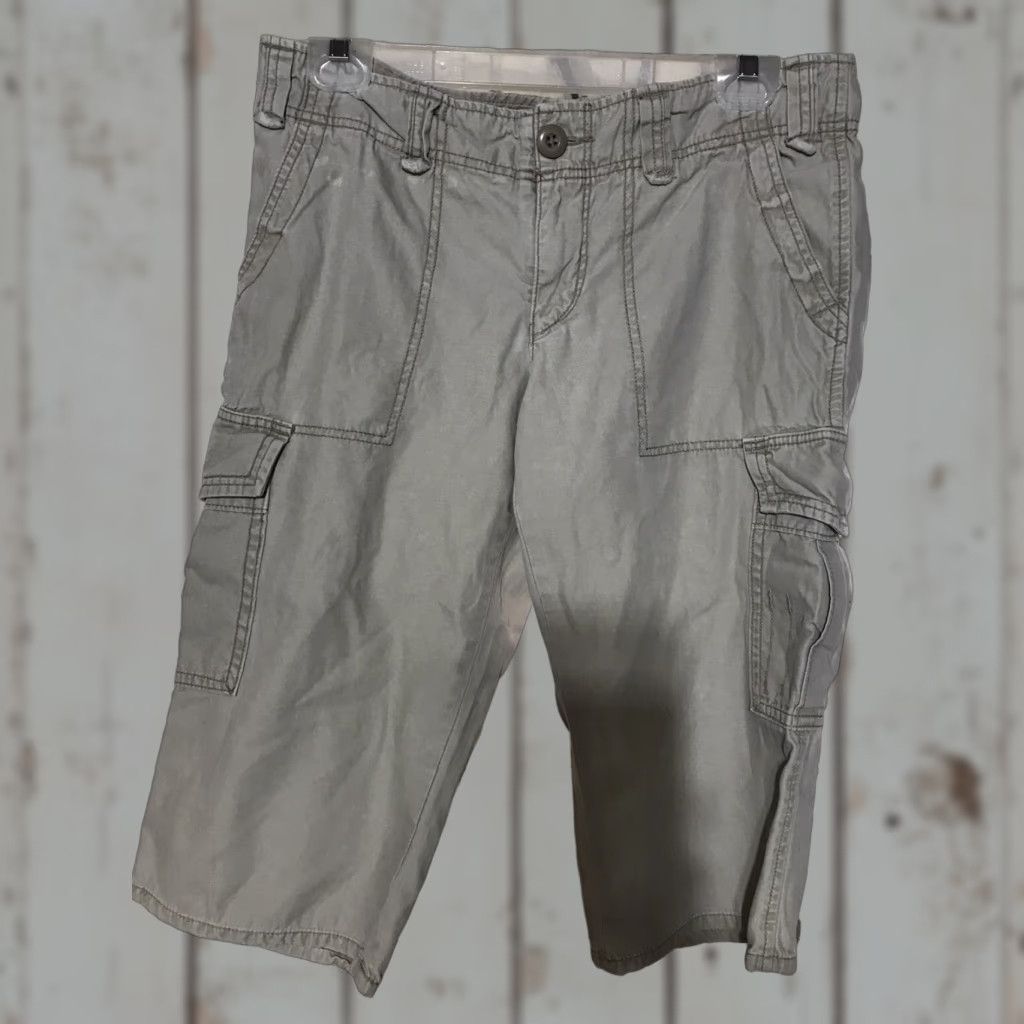 American Eagle Outfitters VINTAGE American Eagle Cargo Capris Women’s Size 8 Khaki Cotton Blend Mid Rise Casual Stretch Pockets Size ONE SIZE - 1 Thumbnail