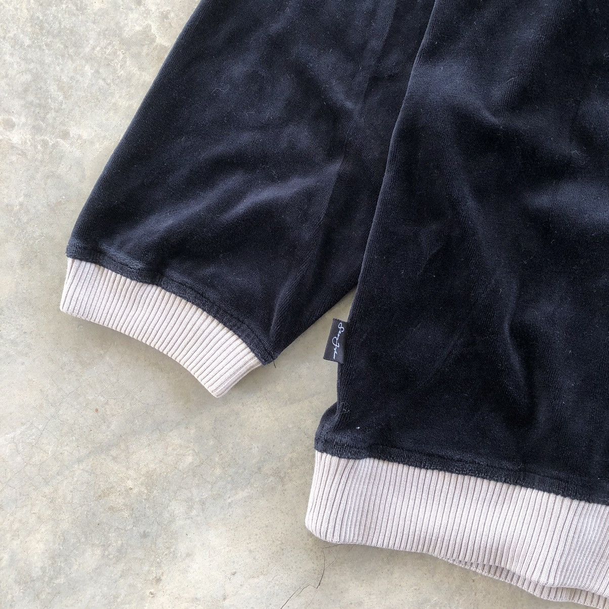 SEAN JOHN Rare Design Velvet V-neck Sweatshirt