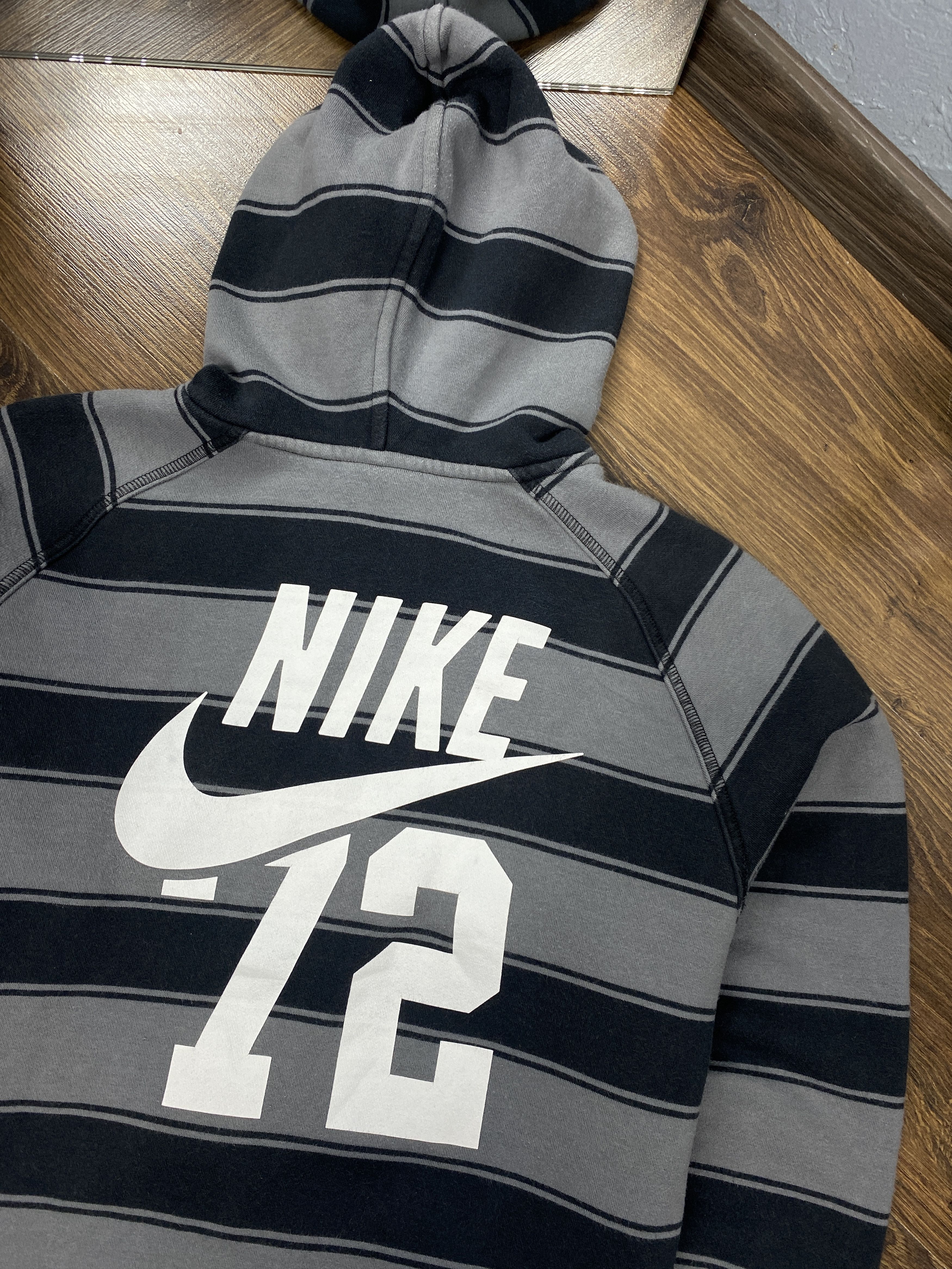 Nike Nike 72 vintage big logo zip hoodie y2k Size US S / EU 44-46 / 1 - 2 Thumbnail