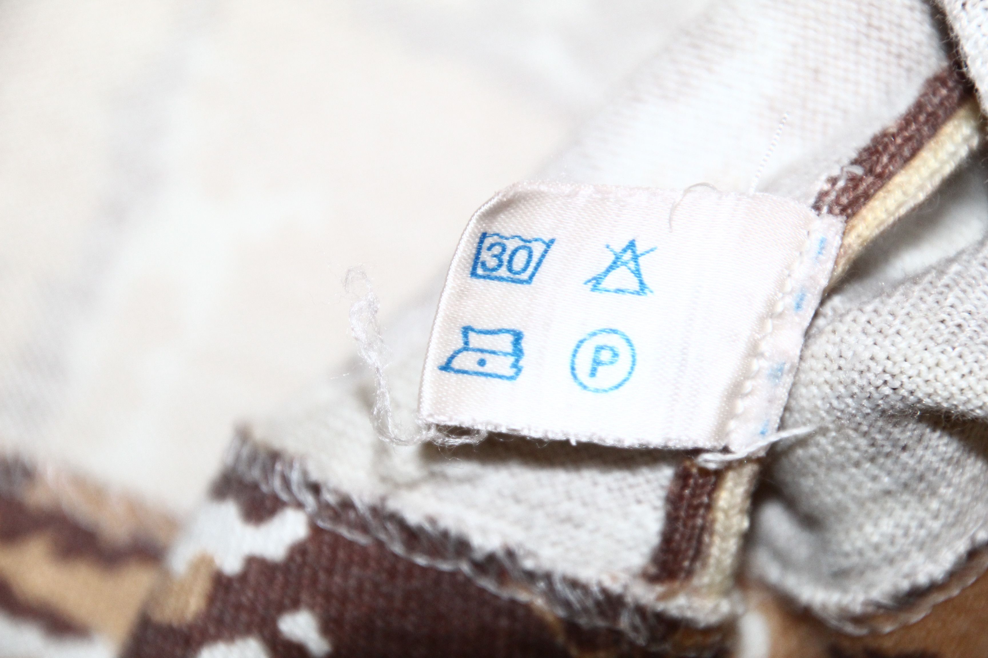 Japanese Brand 🔥60's Vitos France wool blend tight knit buttons cardigan Size M / US 6-8 / IT 42-44 - 13 Thumbnail