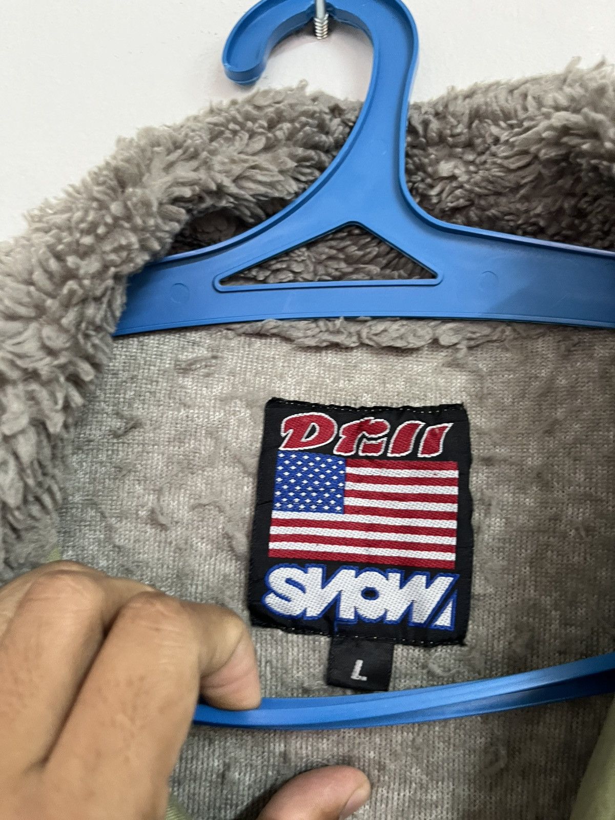 Outdoor Research 💥TRUE Vintage MADE IN USA DrillSKATEBOARD Deep Pile Fleece Size US L / EU 52-54 / 3 - 4 Thumbnail