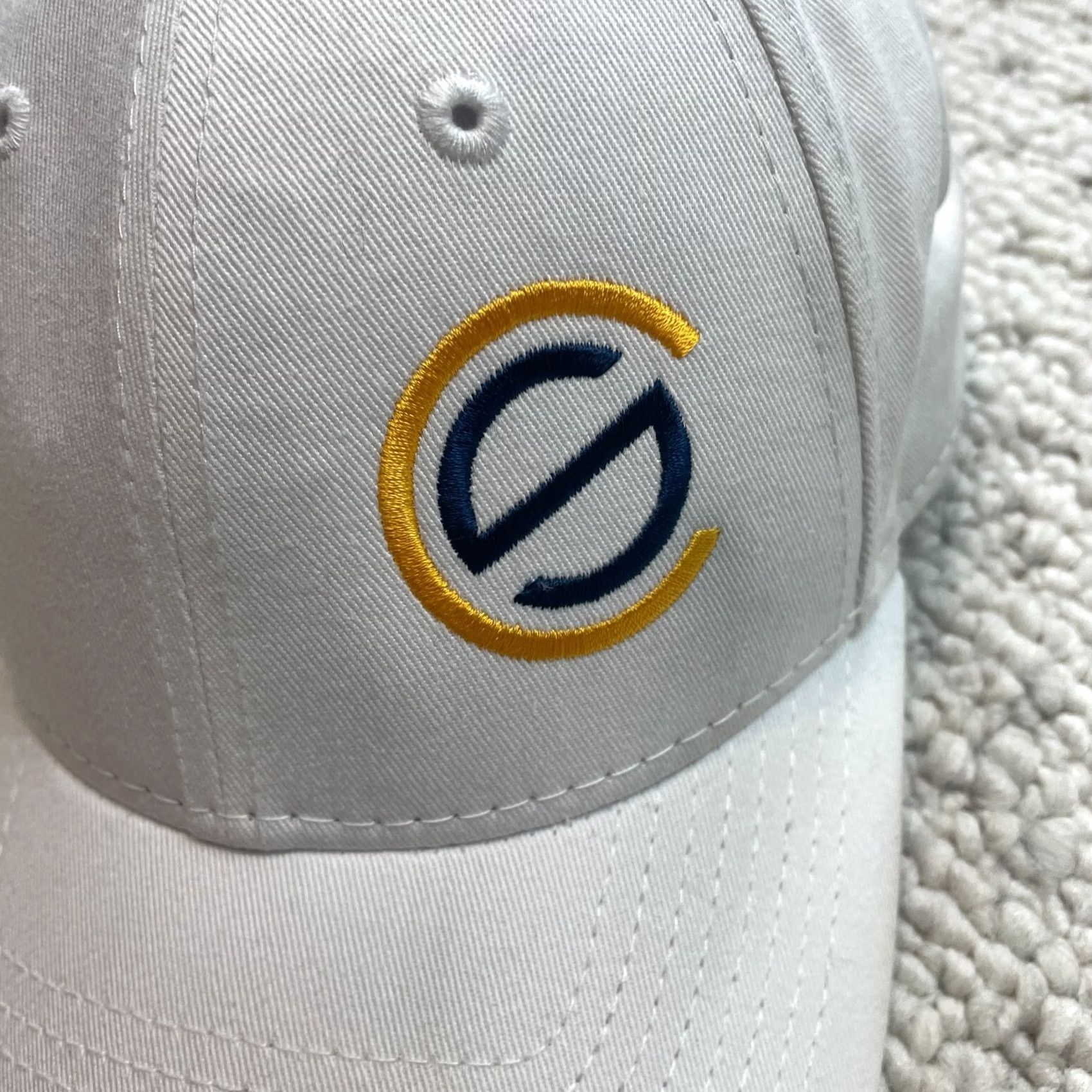 New Era VINTAGE? No. Size ONE SIZE - 2 Thumbnail