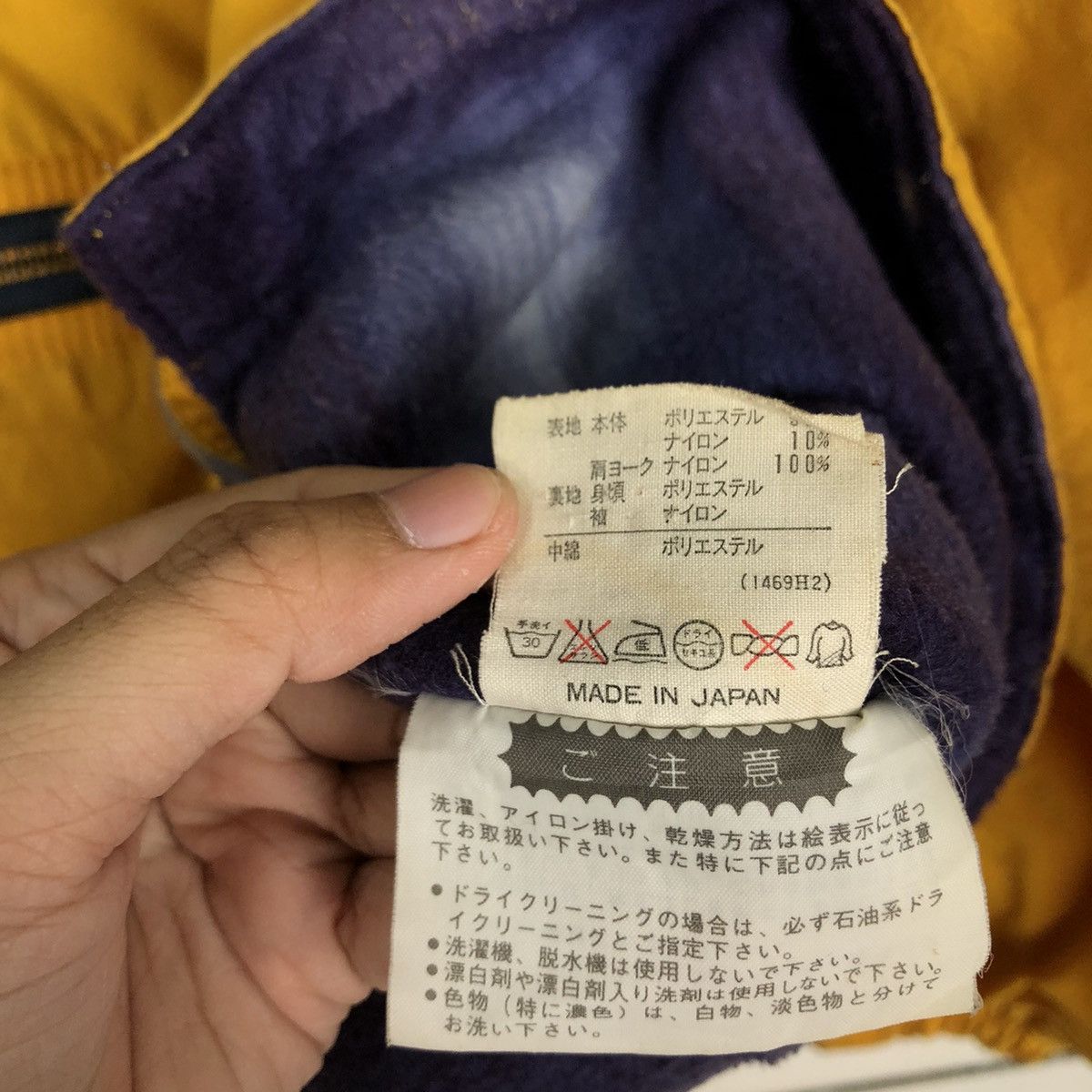 Descente VINTAGE SKI JACKET BOMBER DESIGN DESCENTE JAPAN RARE COLOUR Size US M / EU 48-50 / 2 - 14 Thumbnail