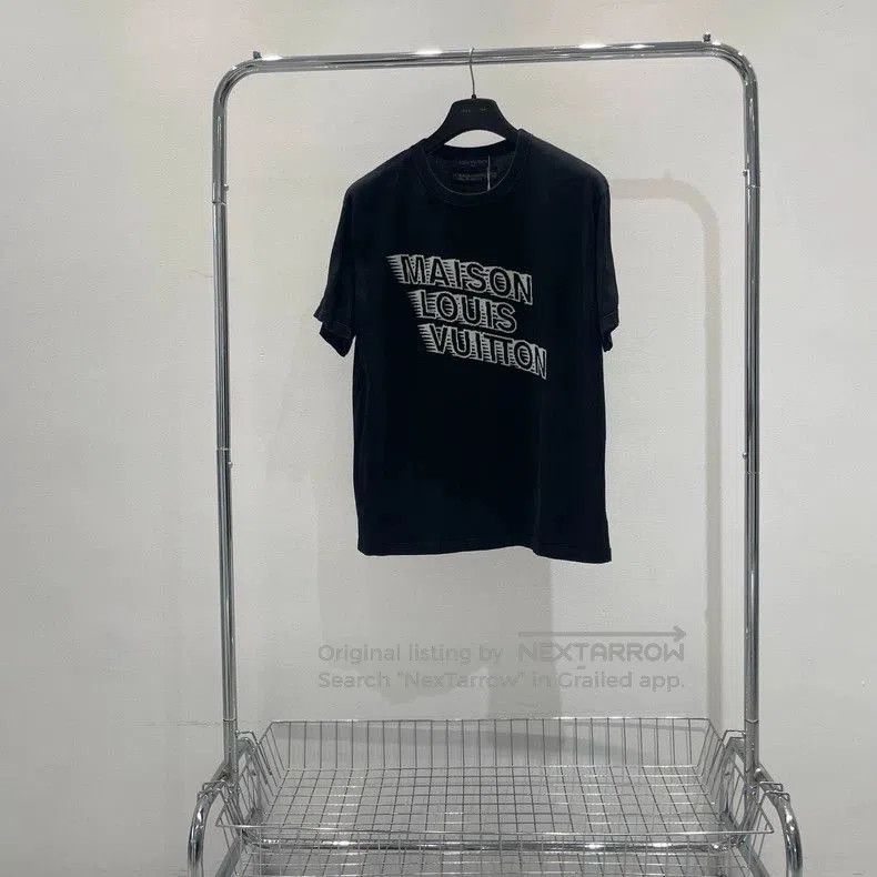 Louis Vuitton Louis Vuitton Letter Knit Short Sleeve. Size US XL / EU 56 / 4 - 2 Thumbnail