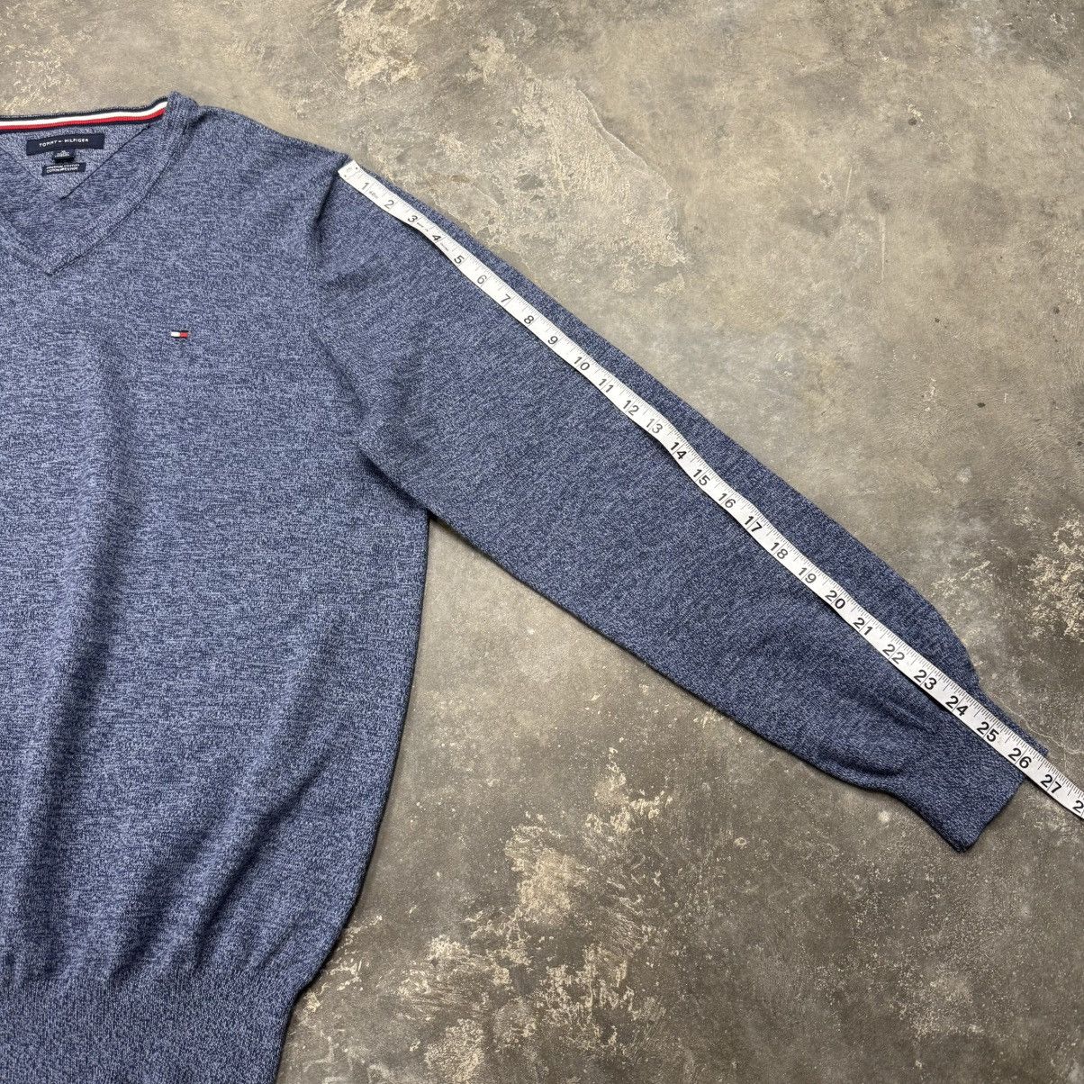 Tommy Hilfiger Tommy Hilfiger Y2K V-Neck Knit Sweater XL Flag Logo Size US XL / EU 56 / 4 - 6 Thumbnail