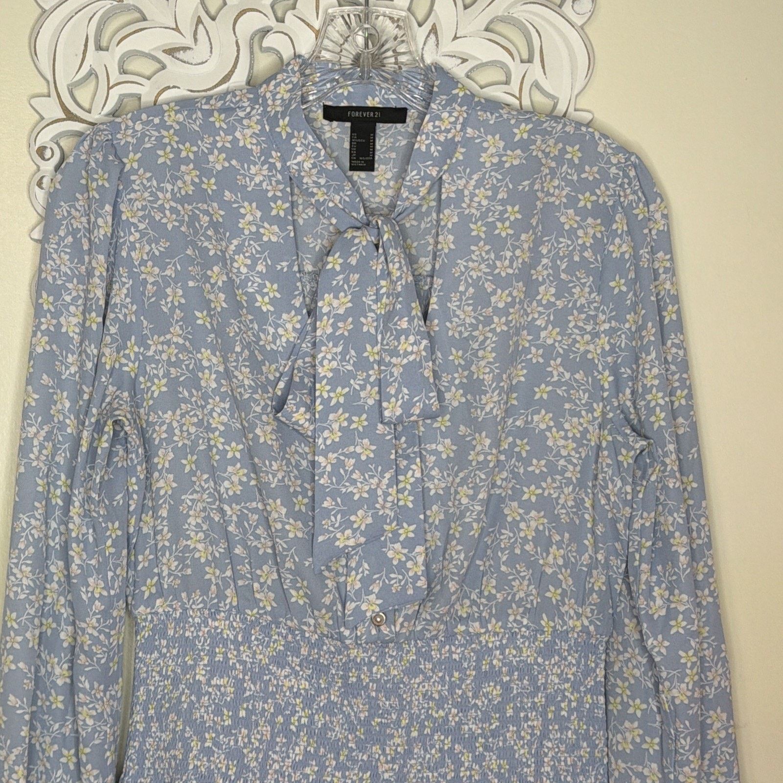 Forever 21 FOREVER 21 size M DRESS Button Neck Tie Daisy Floral BLUE Size M / US 6-8 / IT 42-44 - 3 Thumbnail