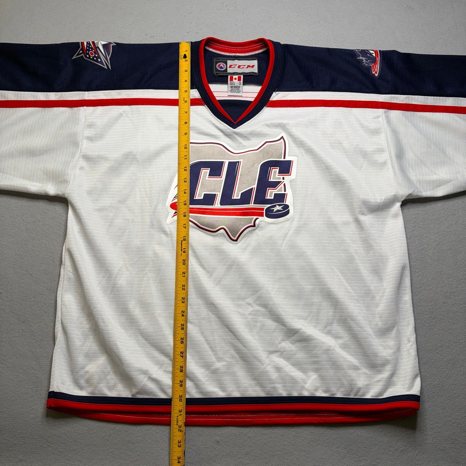 Vintage Cleveland Monsters Columbus Blue Jackets XL Hockey Jersey Size US XL / EU 56 / 4 - 5 Thumbnail