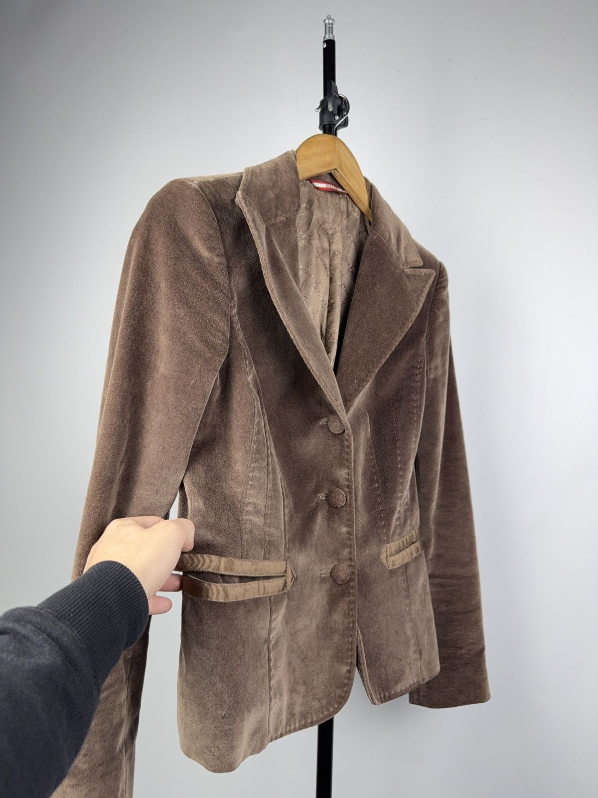 Bally Luxury Bally Switzerland Brown Velvet Tailored Blazer 38 Size M / US 6-8 / IT 42-44 - 3 Thumbnail