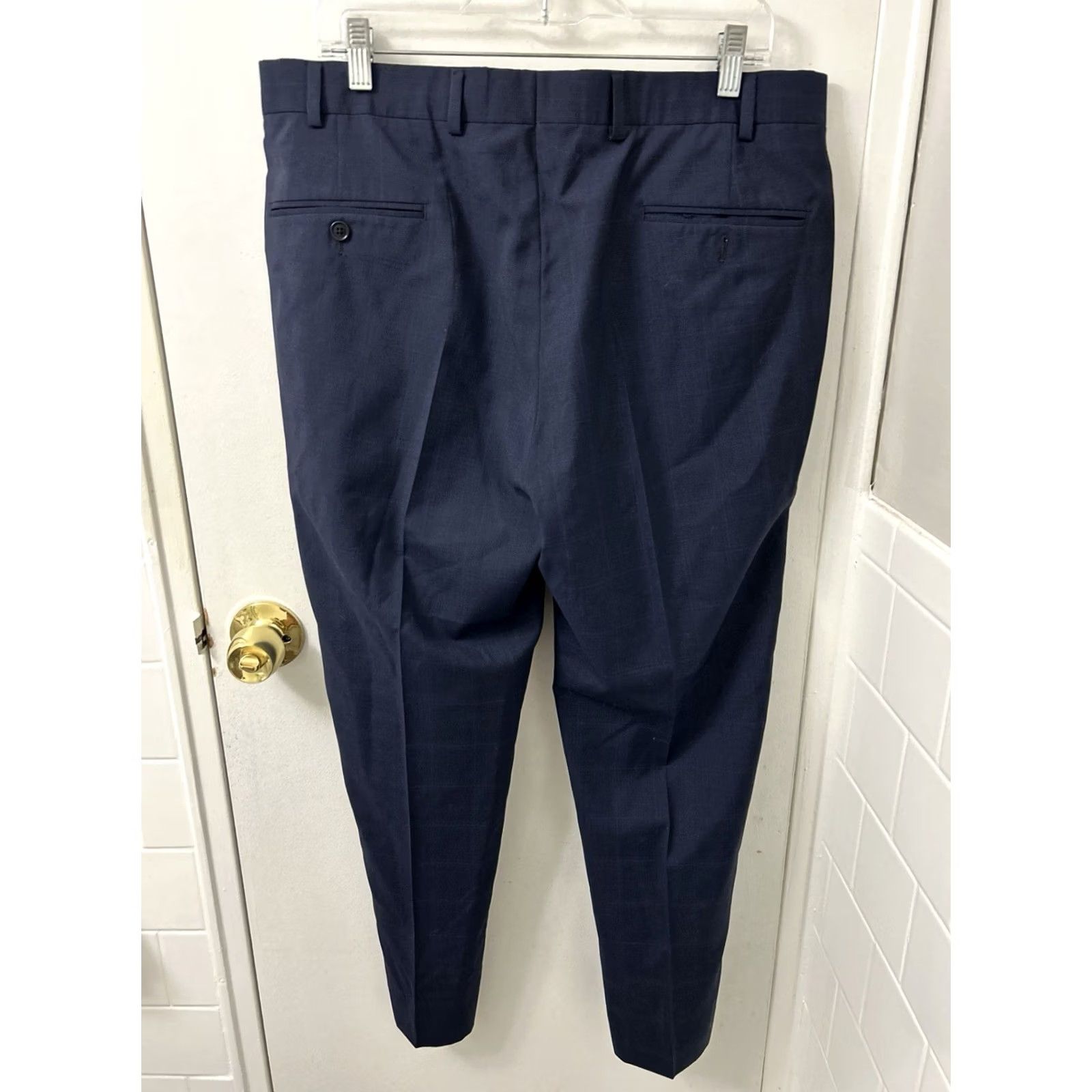 Brooks Brothers Brooks Brothers Dress Pants Mens 36x27 Navy Blue 100% Wool Regent Fit Plaid Zipper Button Flat Front Tailored Women's? Size US 36 / EU 52 - 7 Thumbnail