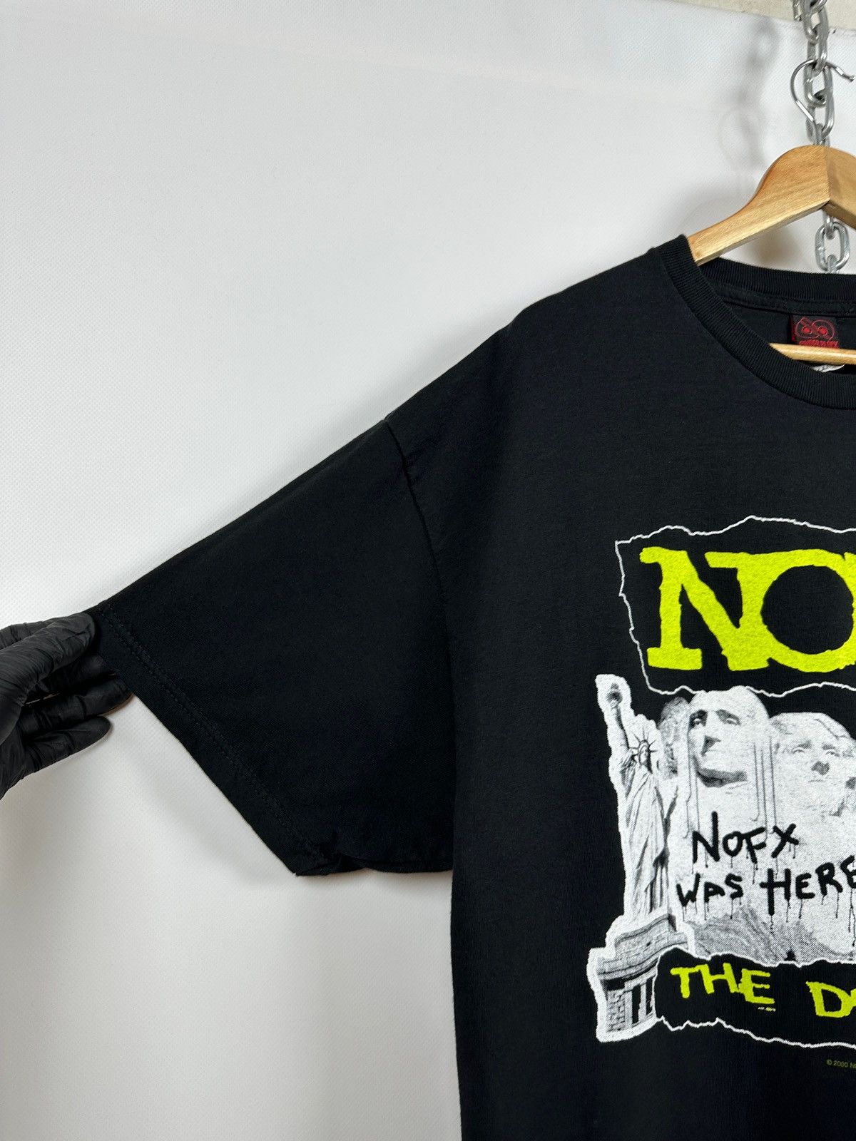 Band Tees 2000 Vintage NOFX The Decline Band T-Shirt Size US XL / EU 56 / 4 - 11 Thumbnail