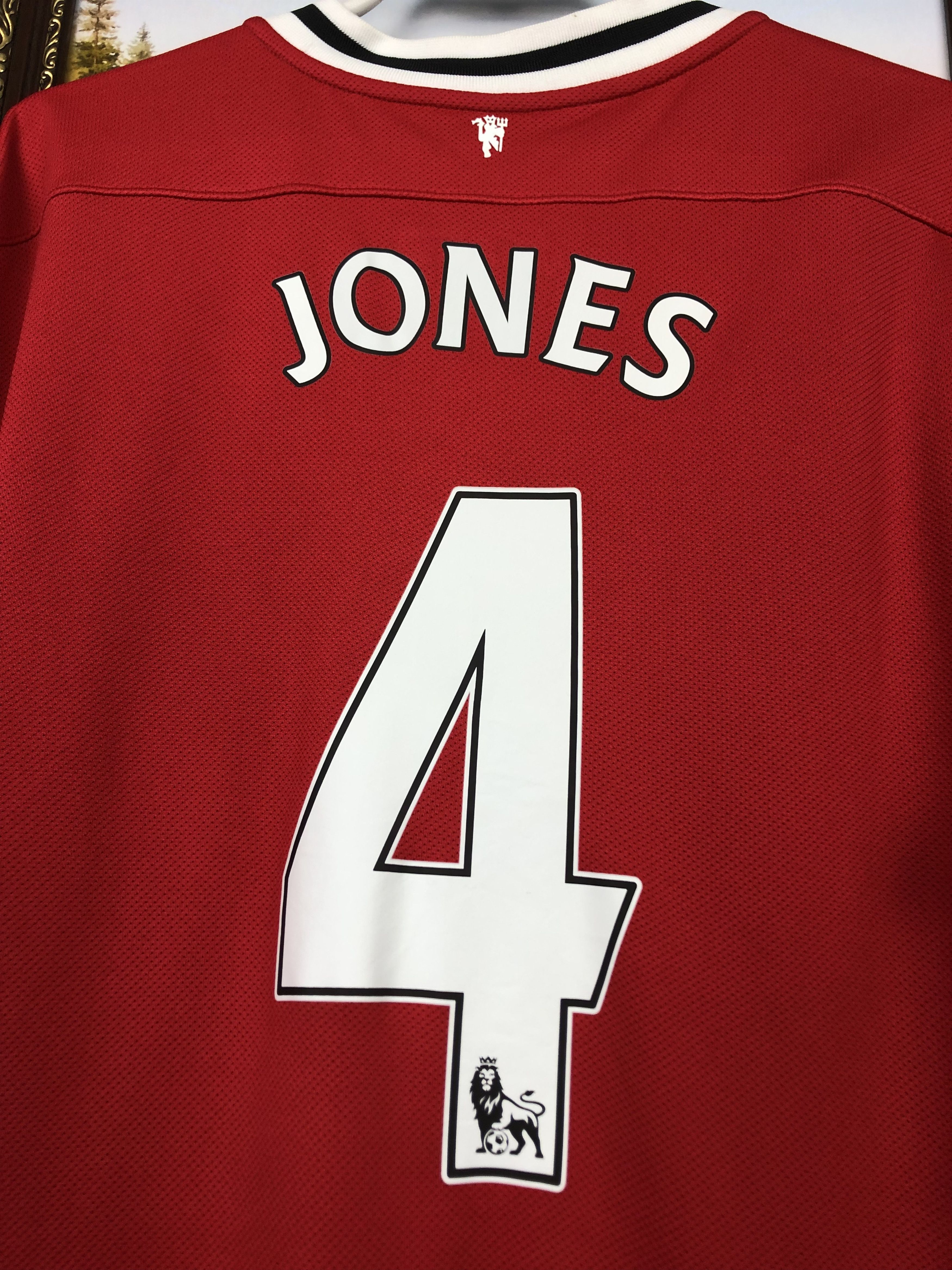 Nike Manchester United football shirt 2011 Soccer Jones Jersey Size US XL / EU 56 / 4 - 11 Thumbnail