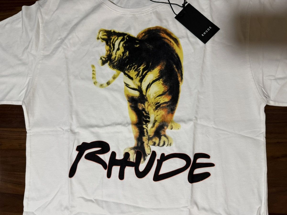 Rhude RHUDE TIGER TEE VINTAGE WHITE Size XL T-Shirt Jersey Graphic Size US XL / EU 56 / 4 - 2 Thumbnail