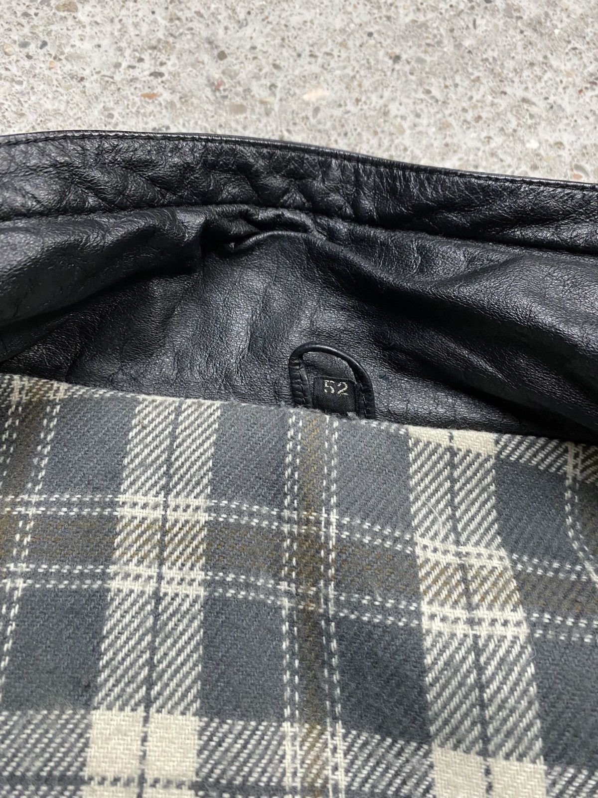 Japanese Brand Vintage black bomber leather jacket japan assimetrical Size US L / EU 52-54 / 3 - 5 Thumbnail