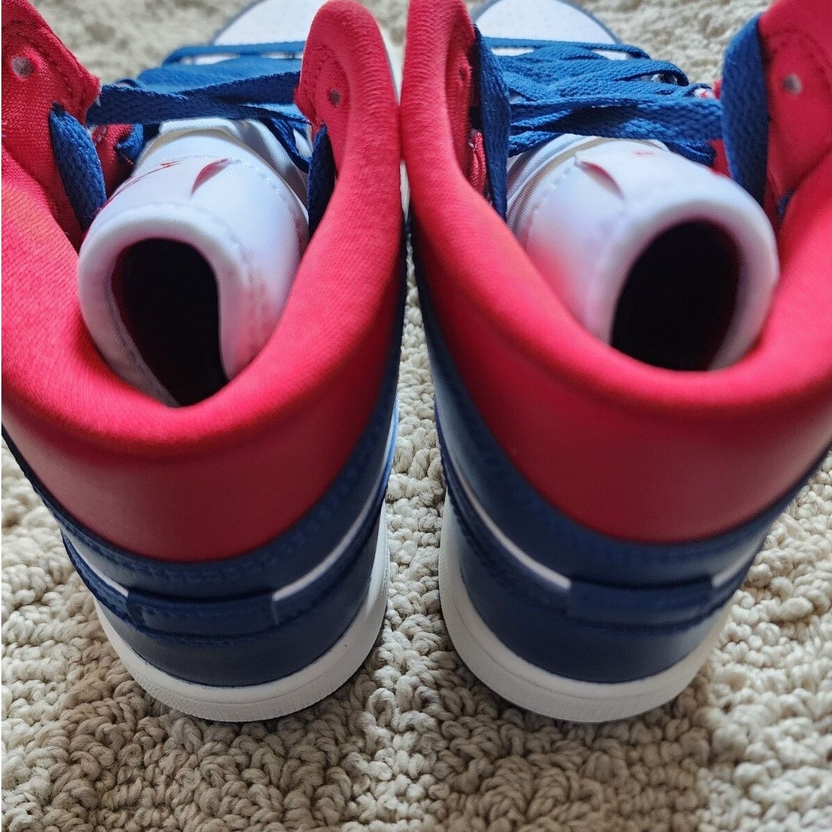 Jordan Brand Wmns Air Jordan 1 Mid French Blue Brand New Sz 7 Size US 7 / IT 37 - 6 Thumbnail