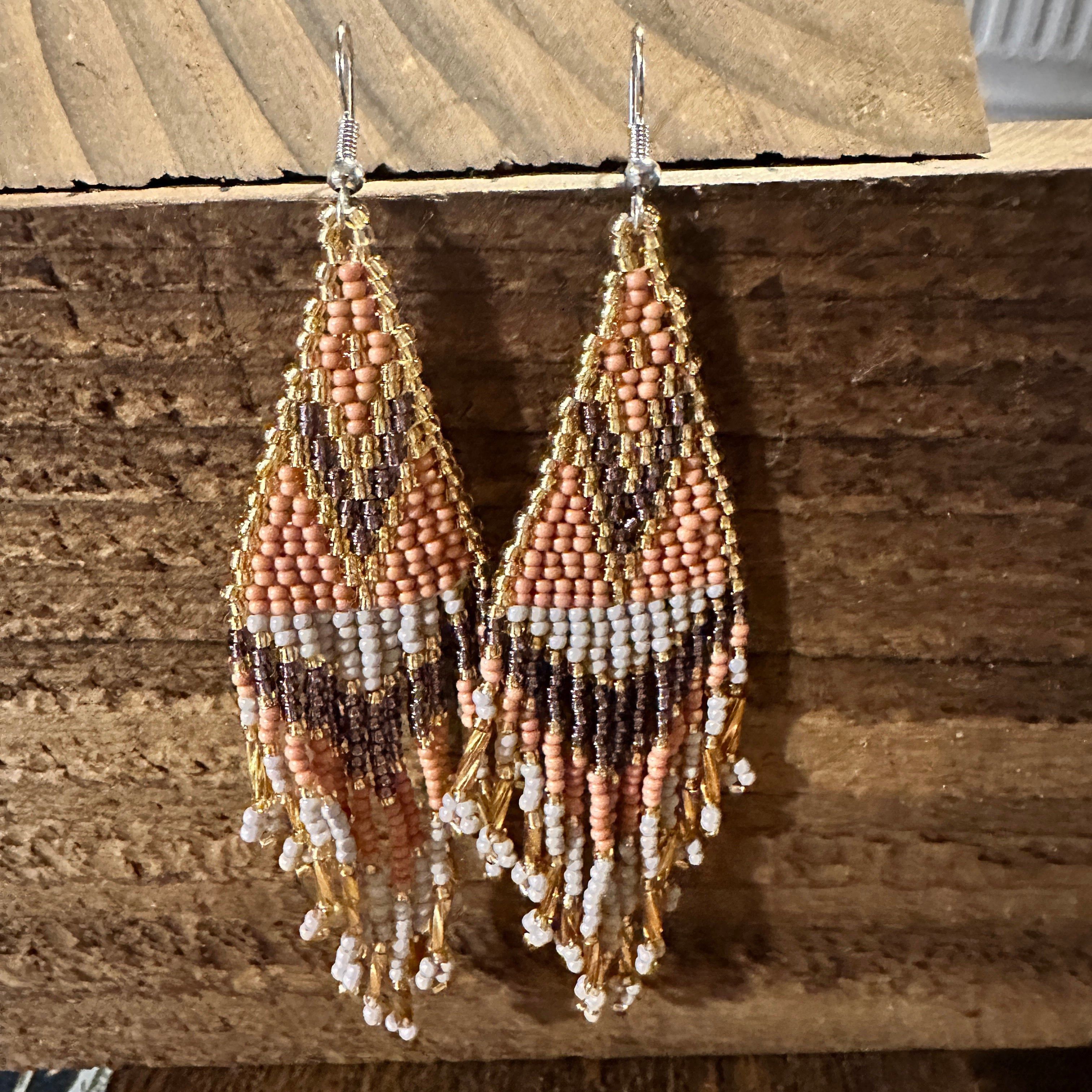 Other Handcrafted Bohemian Navajo Seed Bead Dangle Earrings with P Size ONE SIZE - 7 Thumbnail