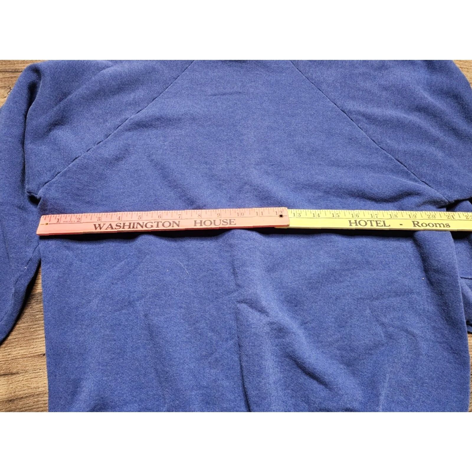 Fruit Of The Loom VINTAGE Fruit of the Loom Crewneck Sweatshirt L Blue Solid 90s USA Mens Size US L / EU 52-54 / 3 - 3 Thumbnail