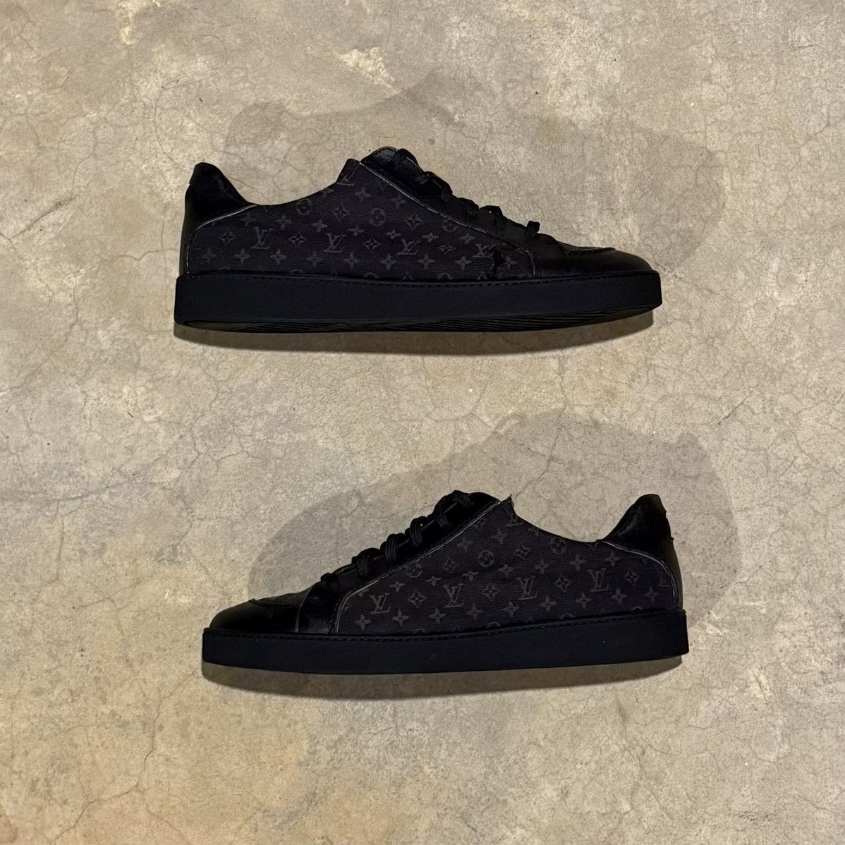 Louis Vuitton Vintage 2000s Louis Vuitton Monogram Skate Sneakers US 11 Size US 11 / EU 44 - 3 Thumbnail