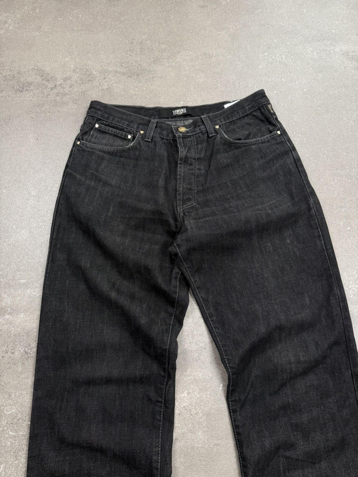 Versace Versace jean vintage 2000s street wear y2k rap hip hop Size US 31 - 6 Thumbnail