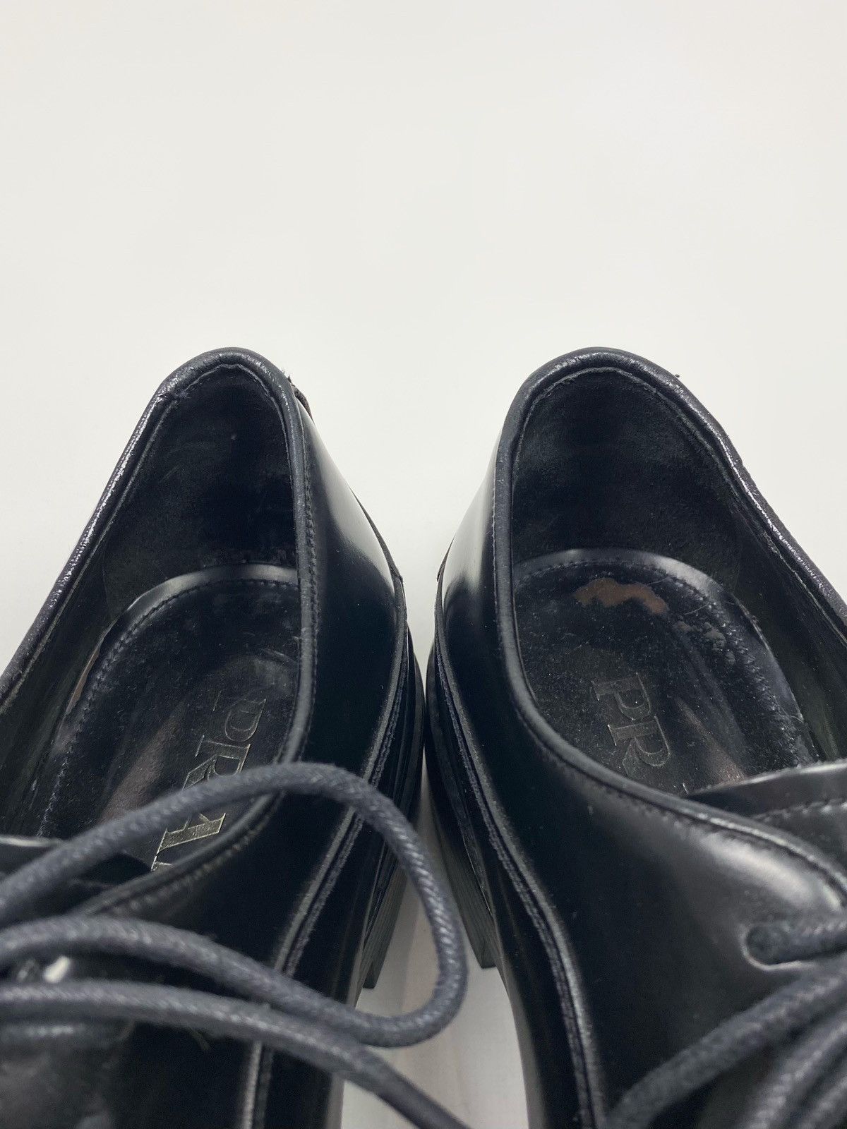 Prada Prada Black Brushed Leather Oxford Shoes Size US 7 / EU 40 - 15 Thumbnail