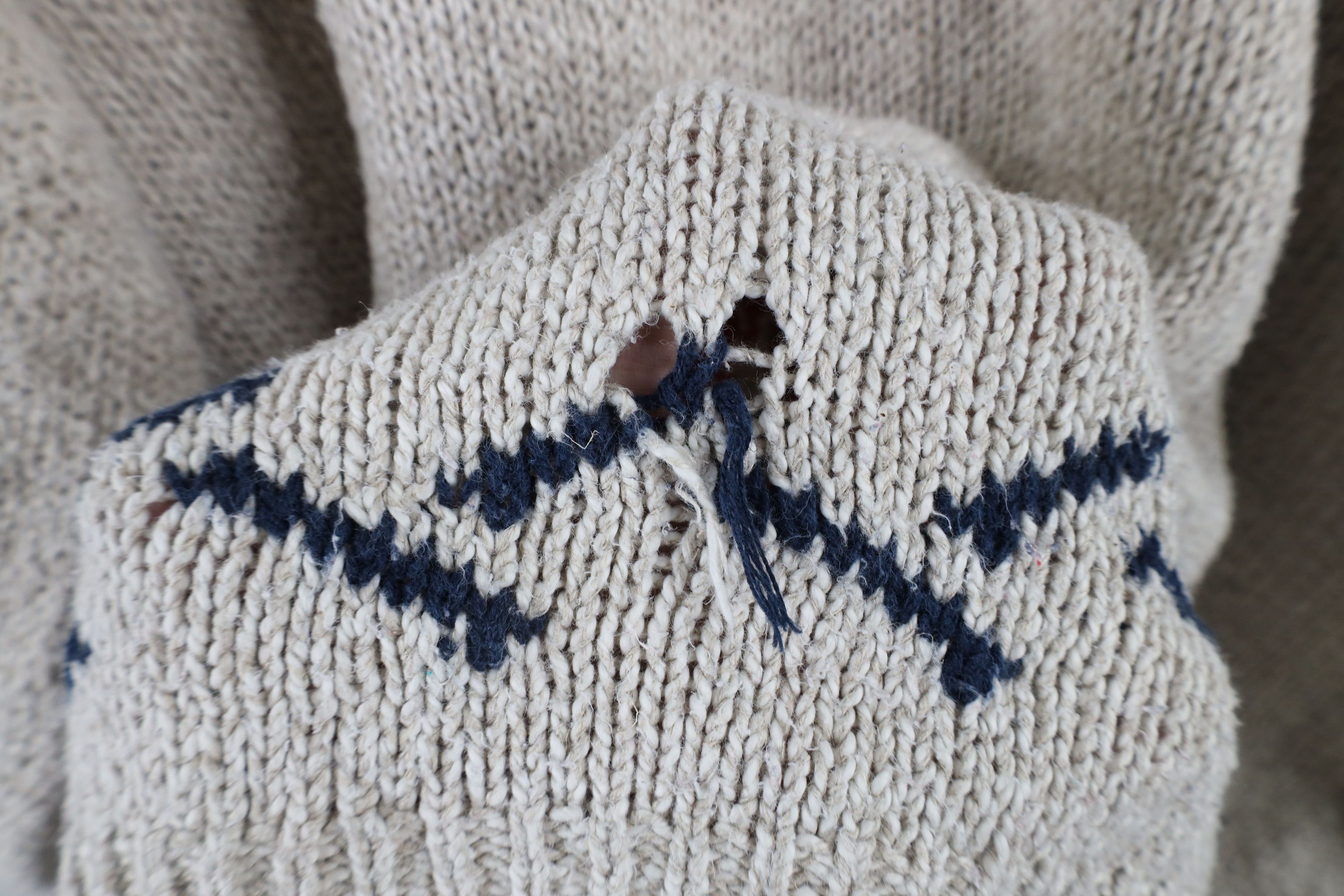 Vintage Vintage 90s Streetwear Blend Hand Knit Tree Skiing Sweater Size XXL / US 16-18 / IT 52-54 - 12 Thumbnail