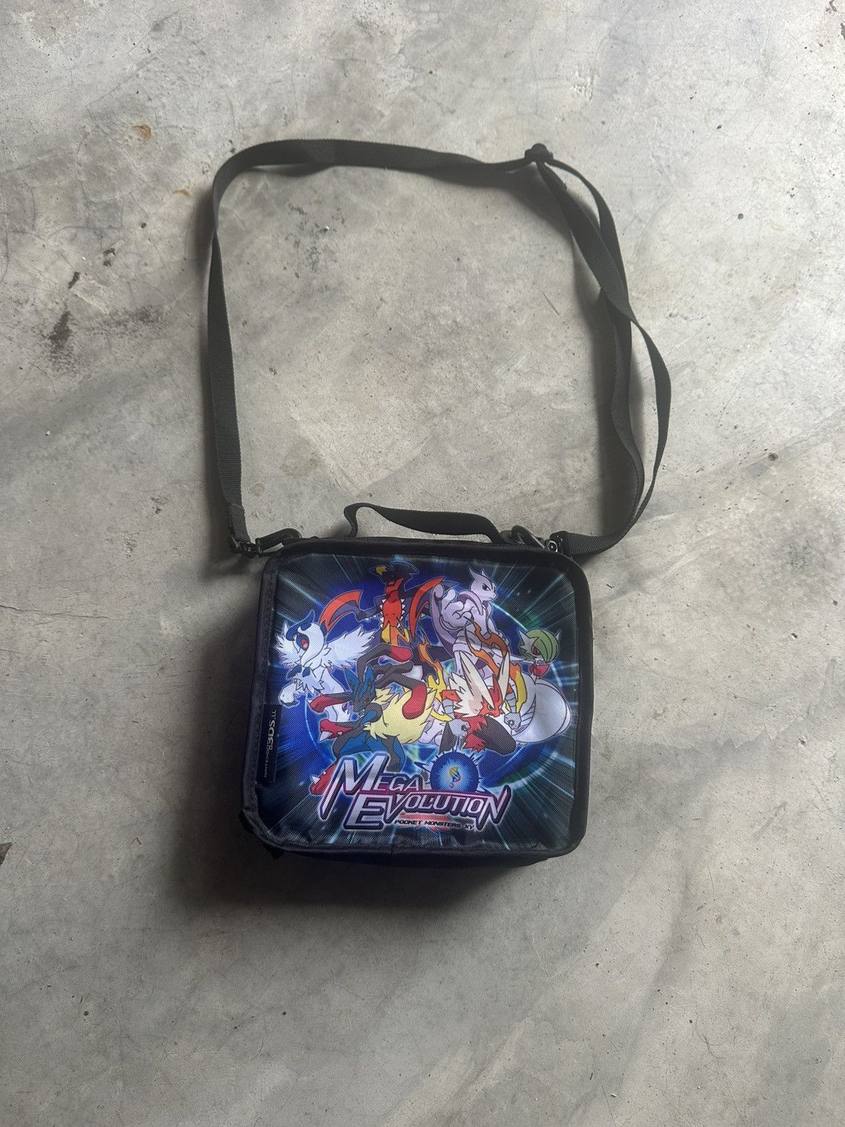 Nintendo Pokemon Mega Evolution Nintendo 3DS carry beg Size ONE SIZE - 1 Thumbnail