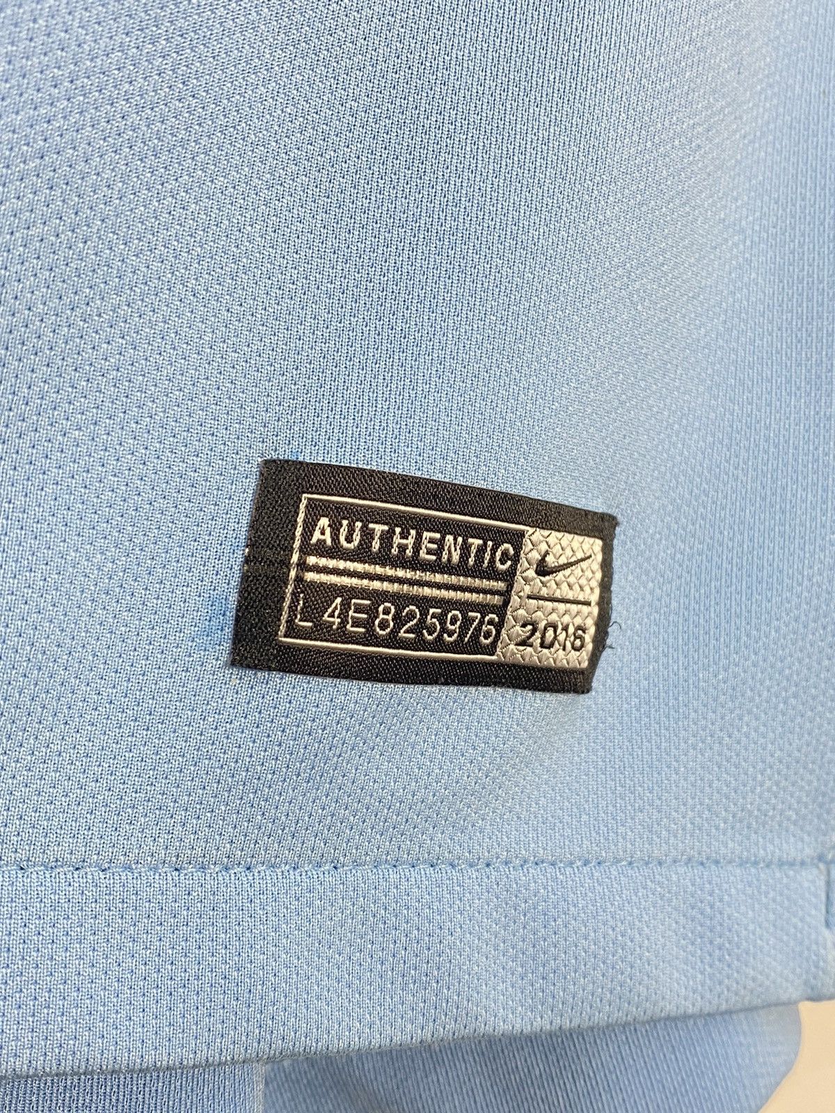 Nike Nike Manchester City 2016 2017 Home Football Shirt Size US L / EU 52-54 / 3 - 11 Thumbnail