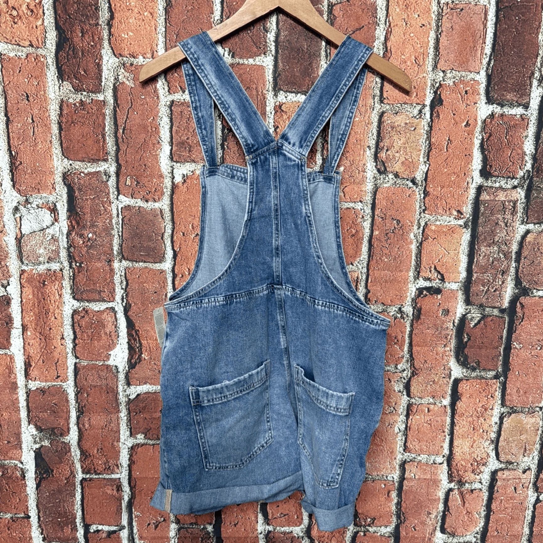Vintage Aerie Woman’s Denim Short Overalls Medium Blue Cut-Off Denim Shorts Overalls Women M Blue 90s? Size 32" / US 10 / IT 46 - 4 Thumbnail