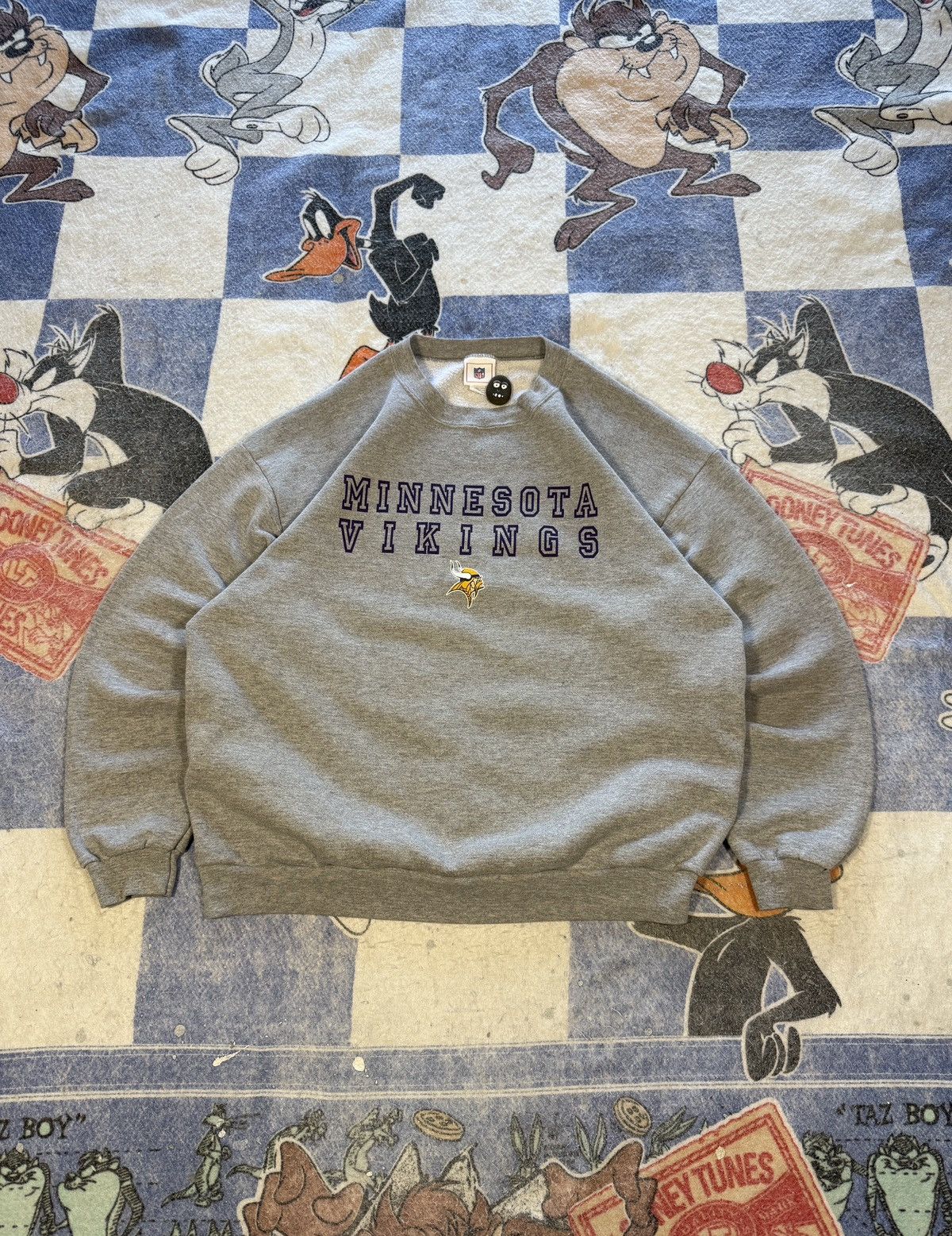 NFL Vintage Minnesota Vikings crewneck sweatshirt Size US XL / EU 56 / 4 - 1 Thumbnail