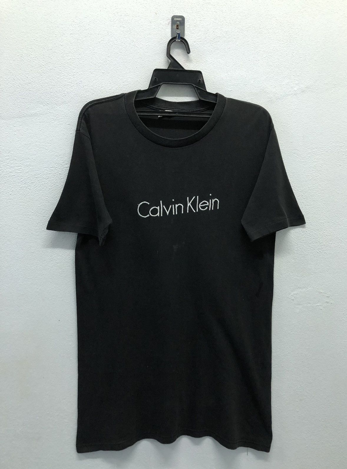Calvin Klein Vintage Calvin Klein Made In Usa T-Shirt Size US M / EU 48-50 / 2 - 1 Thumbnail