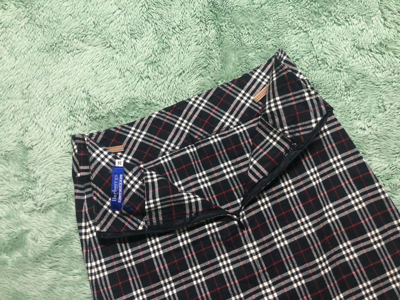 Burberry Burberry Blue Label Black Tartan Mini Skirt Size 26" / US 2 / IT 38 - 3 Thumbnail