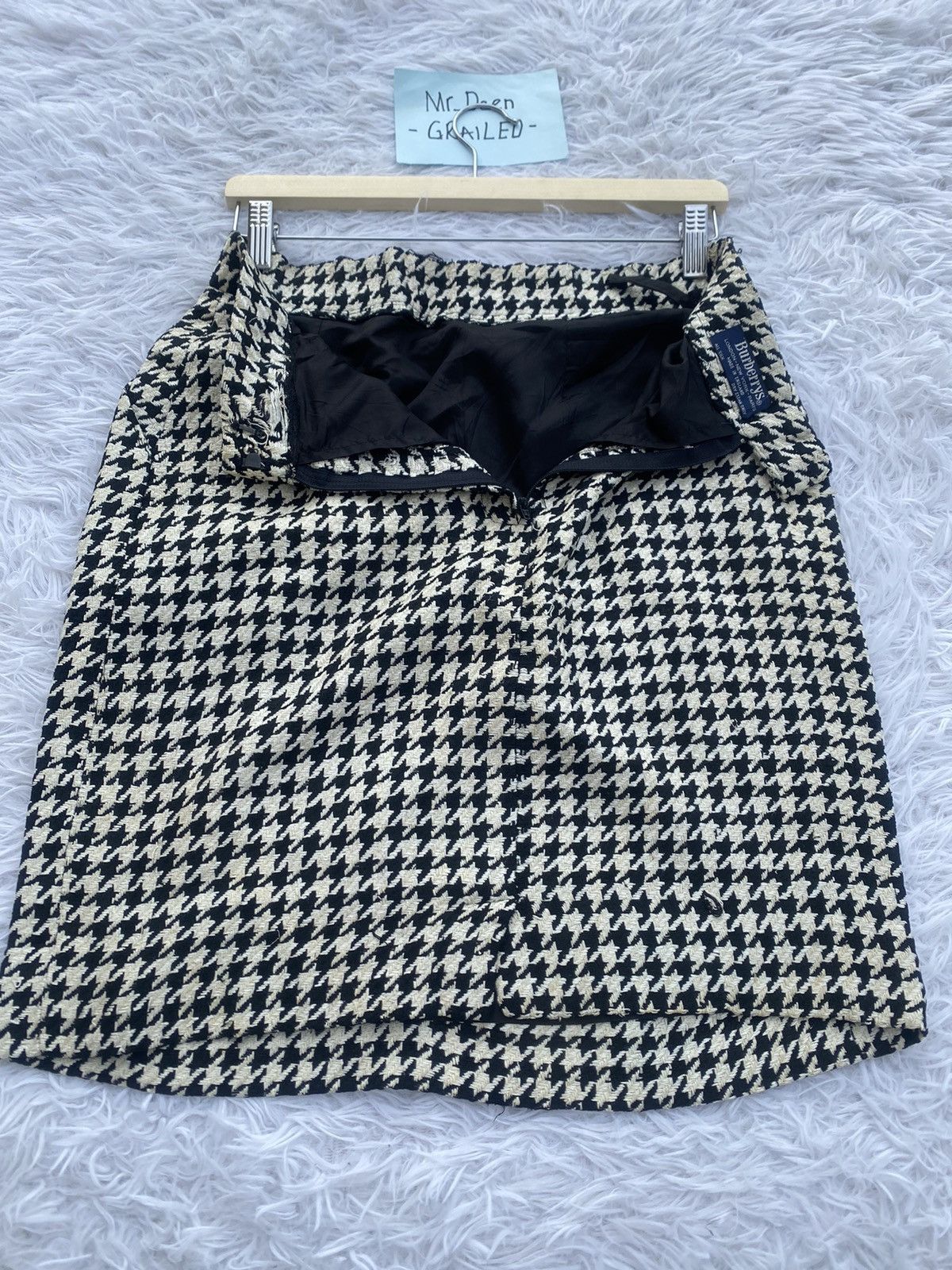 Burberry Rare Vintage Burberry Monogram Skirt Size 28" / US 6 / IT 42 - 8 Thumbnail