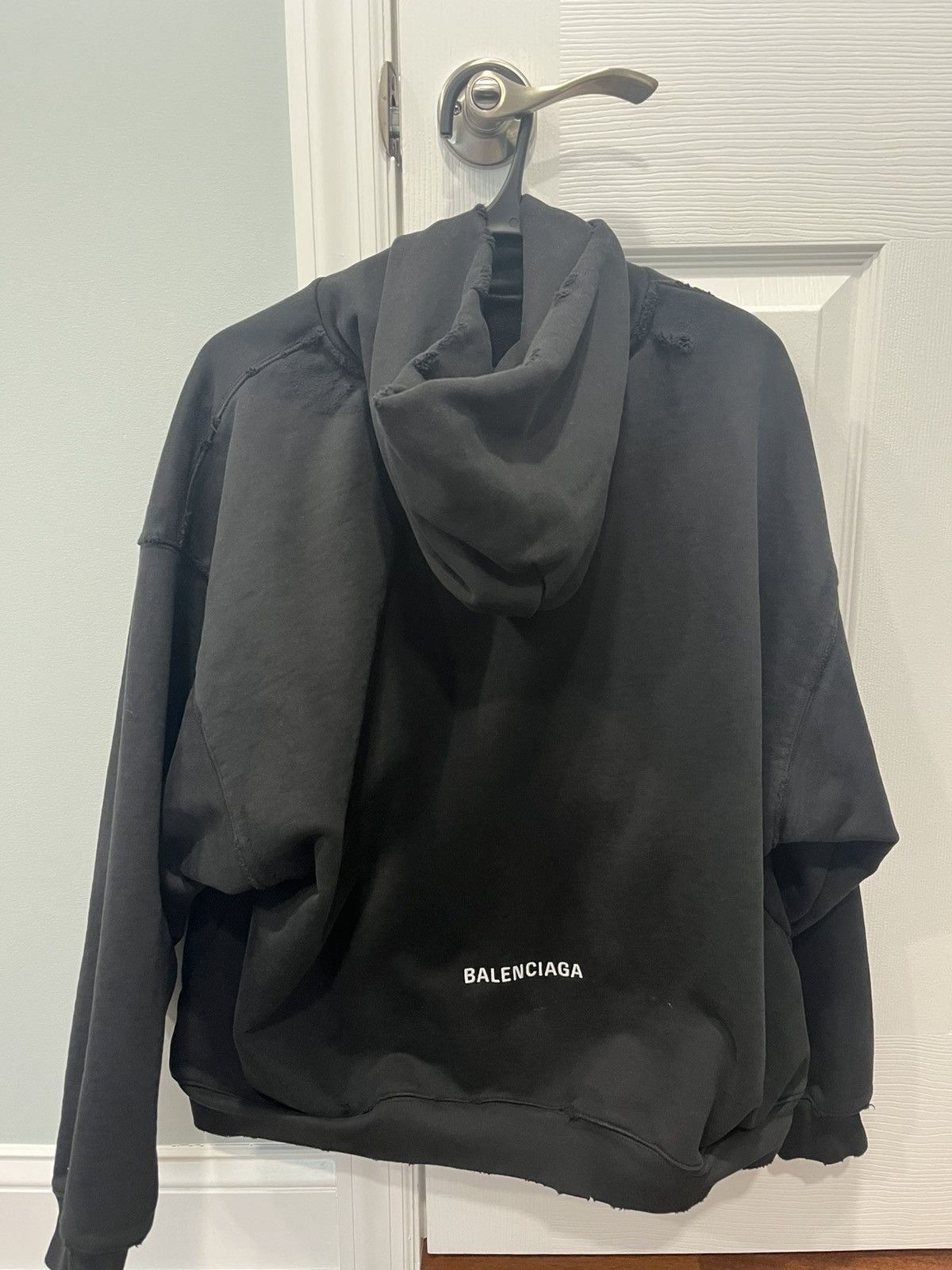 Balenciaga Balenciaga New Store Hoodie Size US M / EU 48-50 / 2 - 3 Thumbnail