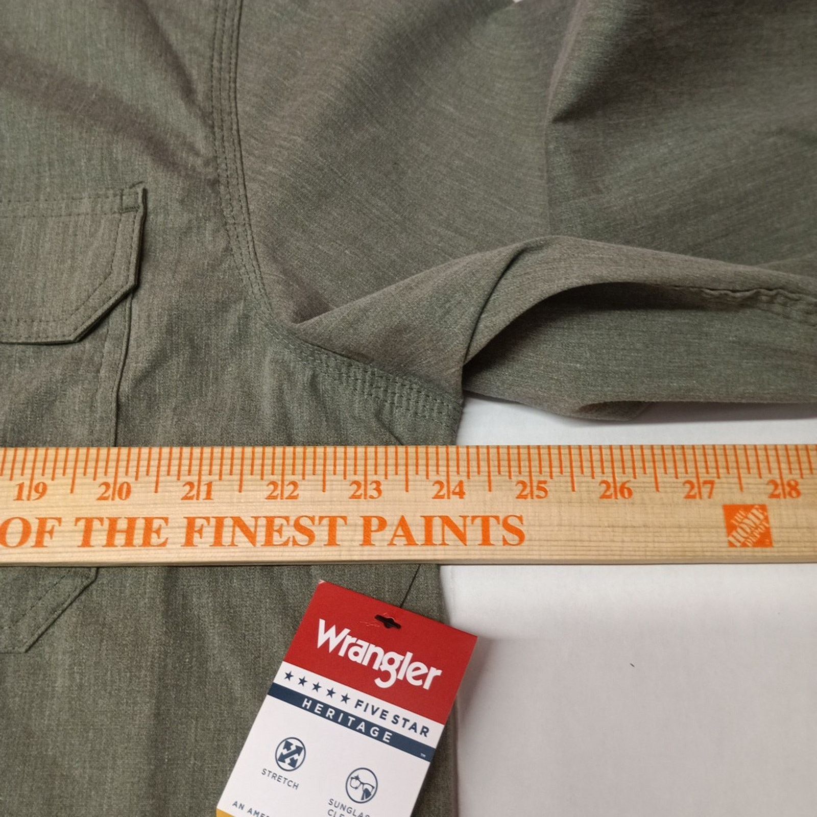 Wrangler Wrangler Big Men's Relaxed Fit Woven Shirt Size L Green Size US L / EU 52-54 / 3 - 6 Thumbnail