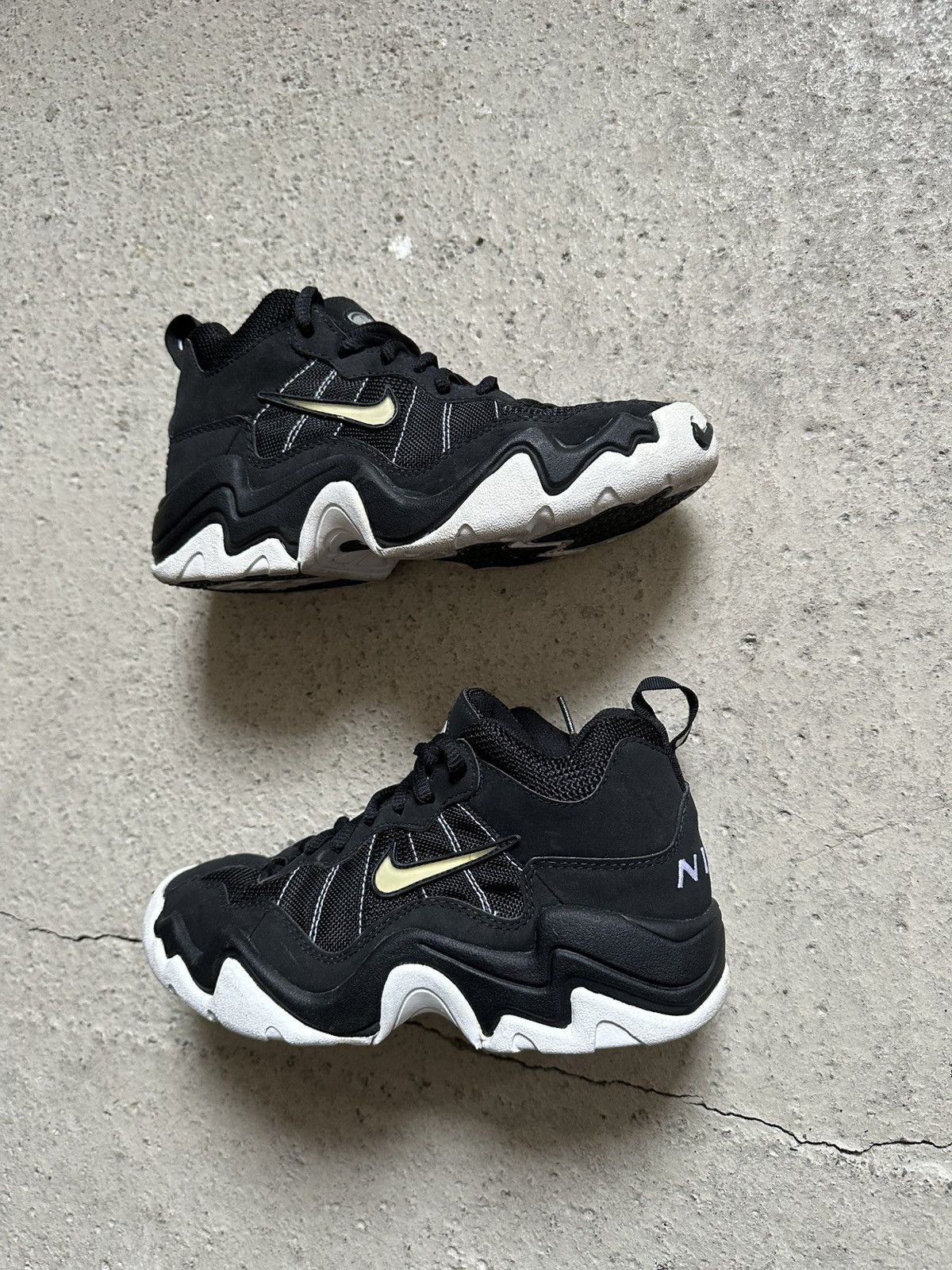 Nike Vintage 90s Nike Air Dozer Force TB Basketball Shoes Size US 7.5 / EU 40-41 - 2 Thumbnail