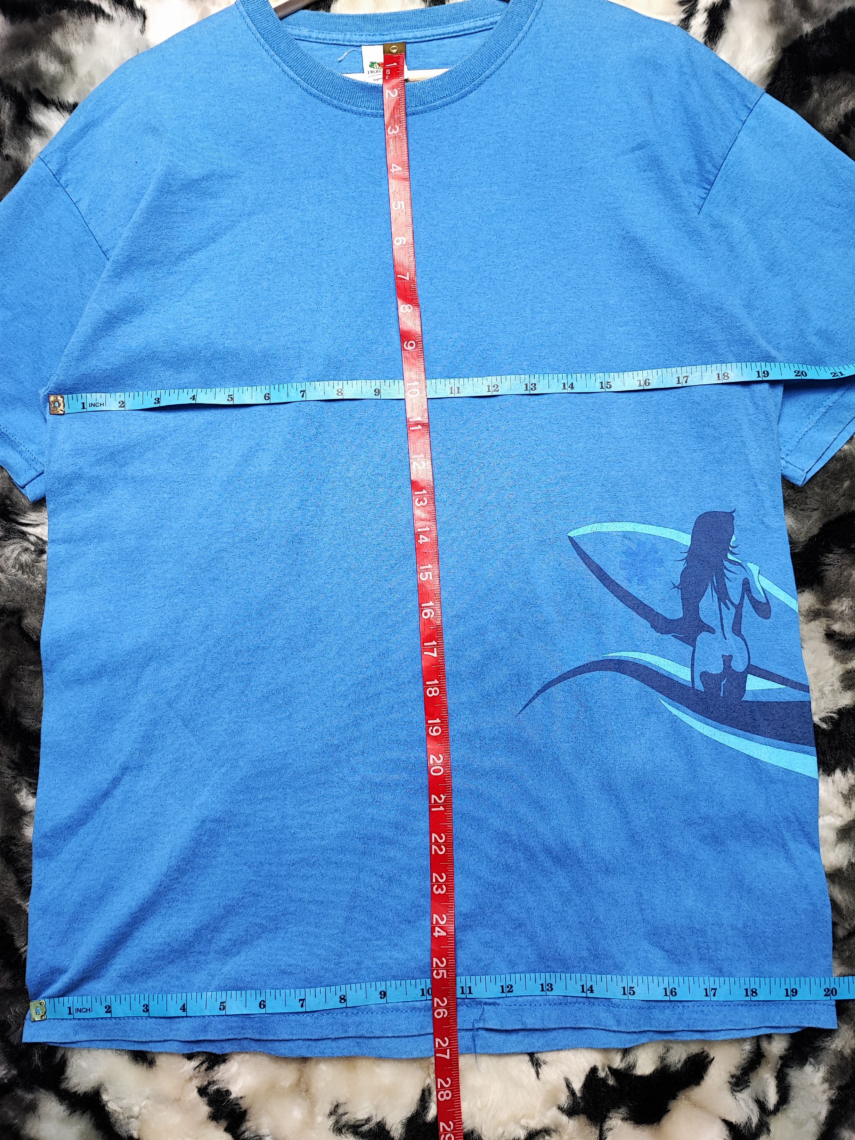 Band Tees Red Hot Chill Pepers Girl Surf Vintage Y2k Hook-Ups Size US L / EU 52-54 / 3 - 9 Thumbnail