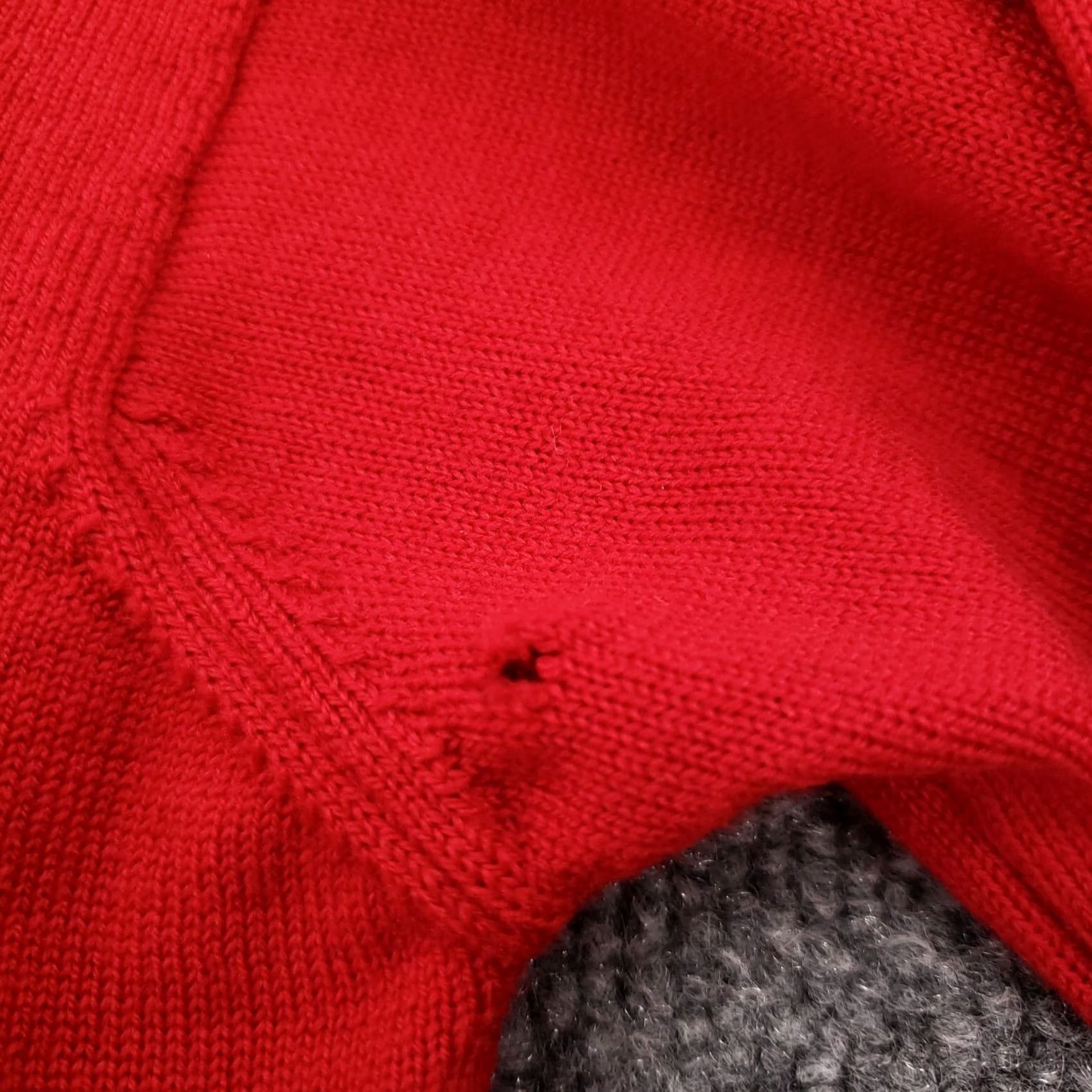 Ellen Tracy VINTAGE Ellen Tracy Sweater Womens Petite Small Red Merino Wool USA 90s Size S / US 4 / IT 40 - 3 Thumbnail