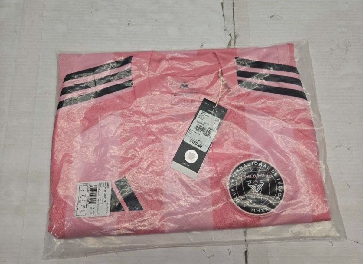 Adidas Inter miami MESSI jersey Size US M / EU 48-50 / 2 - 4 Thumbnail