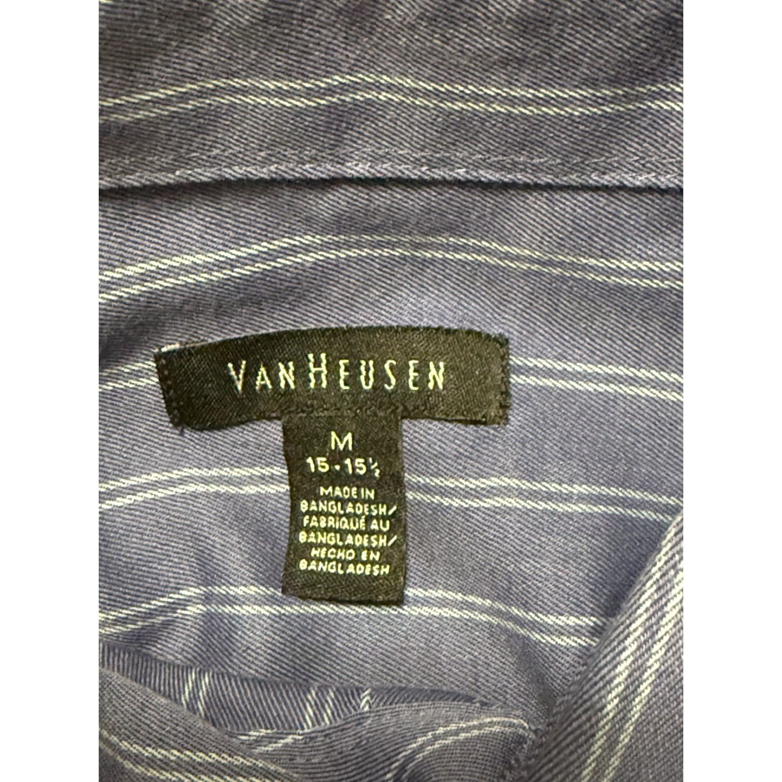 Van Heusen Van Heusen Shirt Men’s Medium 15-.15.5 Blue White Stripe Long Sleeve Button Up Shirt Size US M / EU 48-50 / 2 - 6 Thumbnail