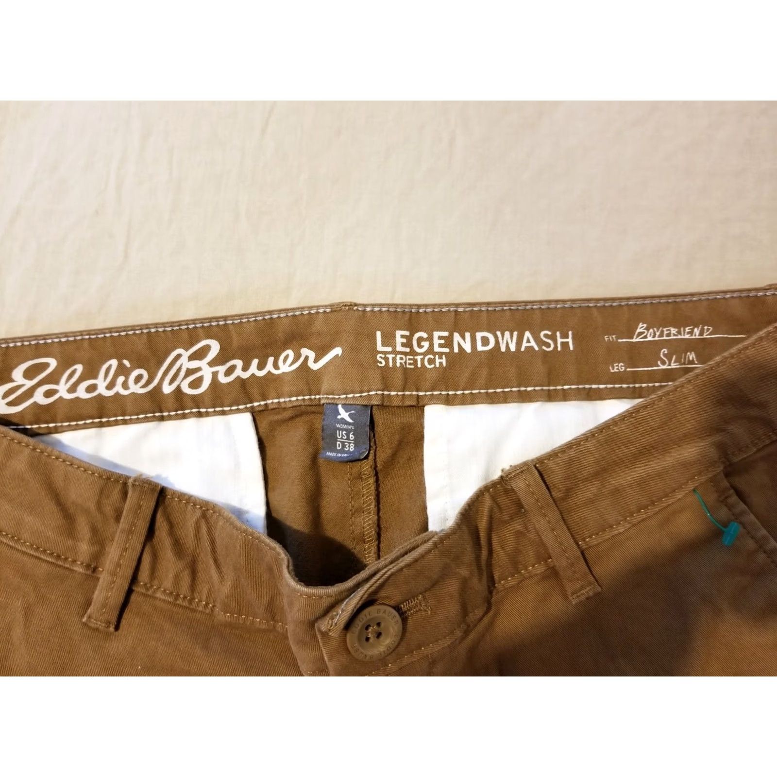 Eddie Bauer Eddie Bauer Pants Khaki Dress Slack Chino Trouser Womens 6 Beige Flat Front Button Casual Regular Size 28" / US 6 / IT 42 - 4 Thumbnail