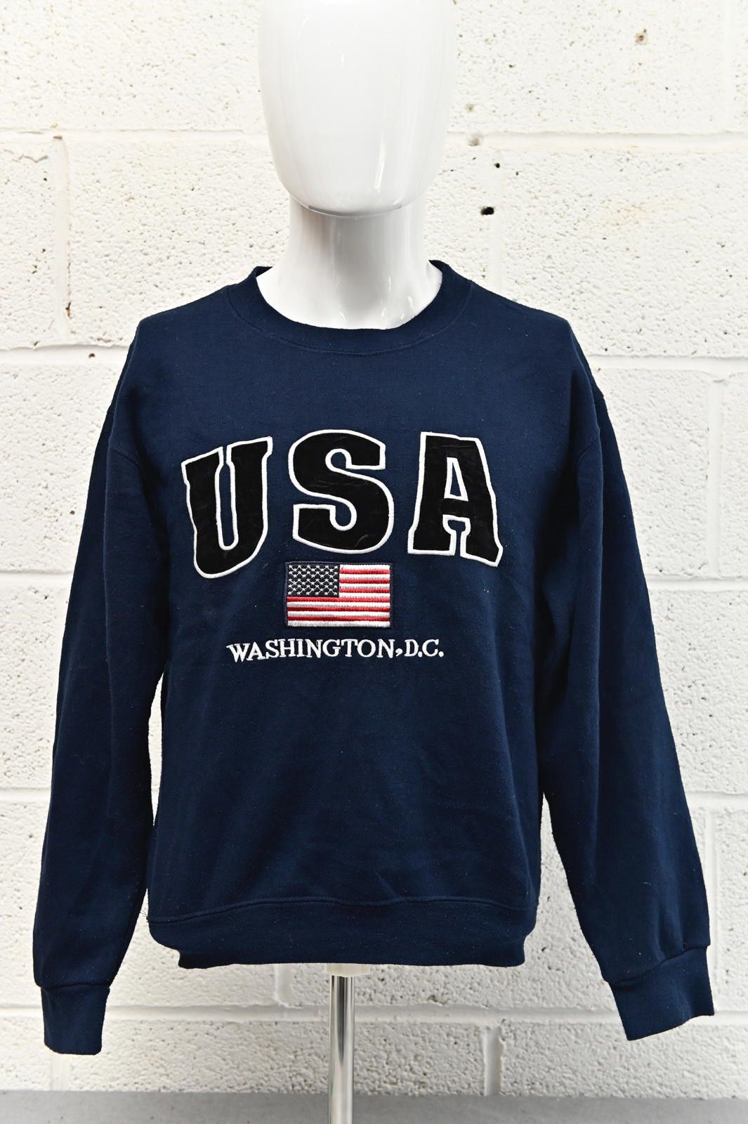 The Unbranded Brand Untitled Navy USA Washington D.C. Sweatshirt Mens Size M Size US M / EU 48-50 / 2 - 1 Thumbnail