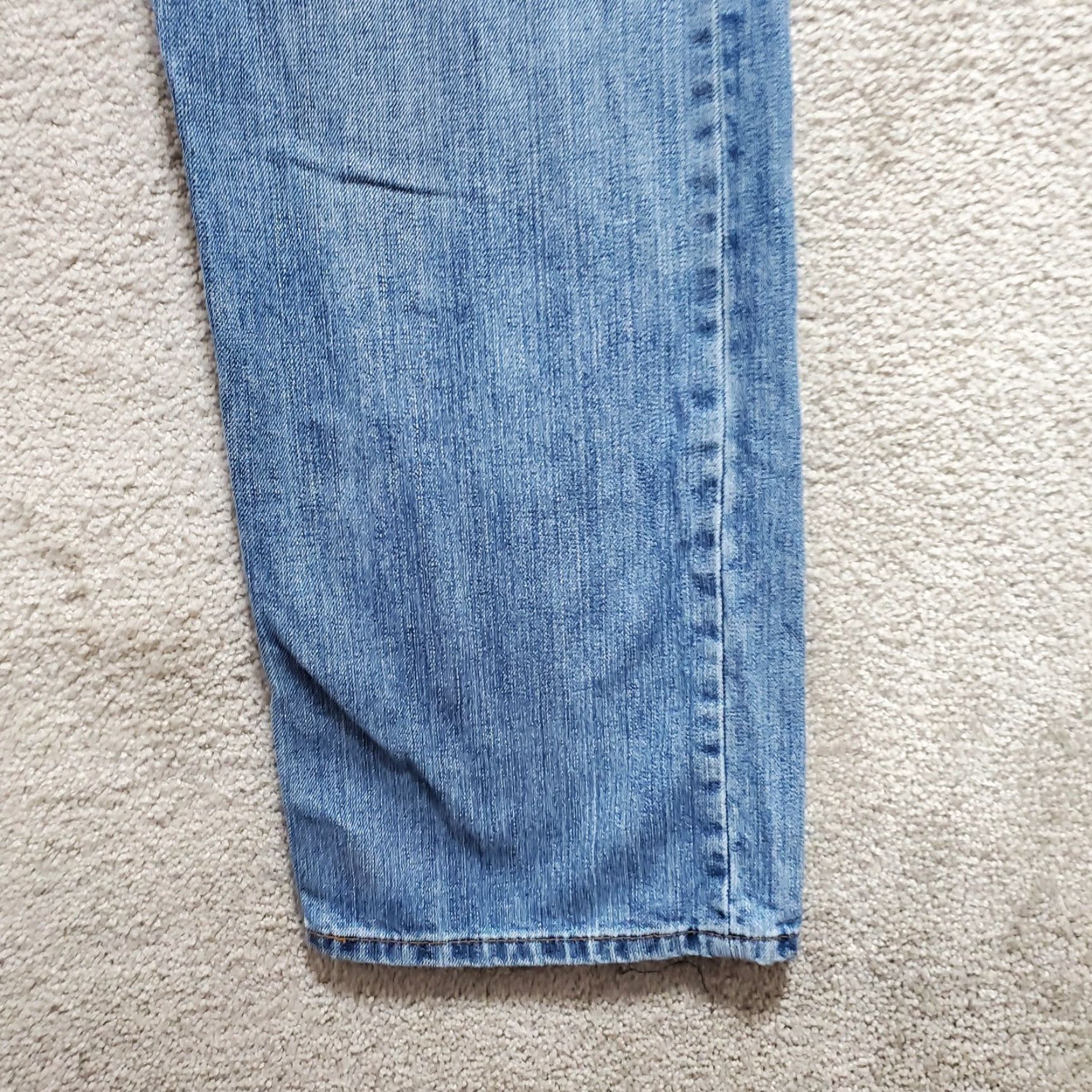 Levi's Levi's Jeans Men 38 X 32 Blue Denim 100% Cotton 5-Pockets Straight Leg Rugged Jeans Mens Regular Blue 5-Pocket Denim Straight Jeans Size US 38 / EU 54 - 5 Thumbnail
