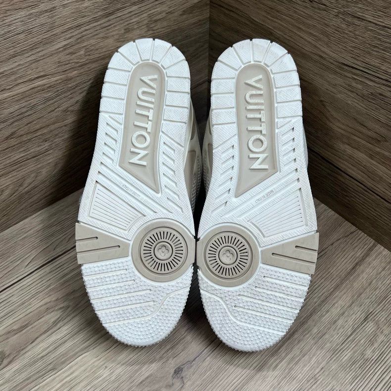 Louis Vuitton Louis Vuitton Skate White and Grey Bread Board Shoes Size US 8.5 / EU 41-42 - 7 Thumbnail